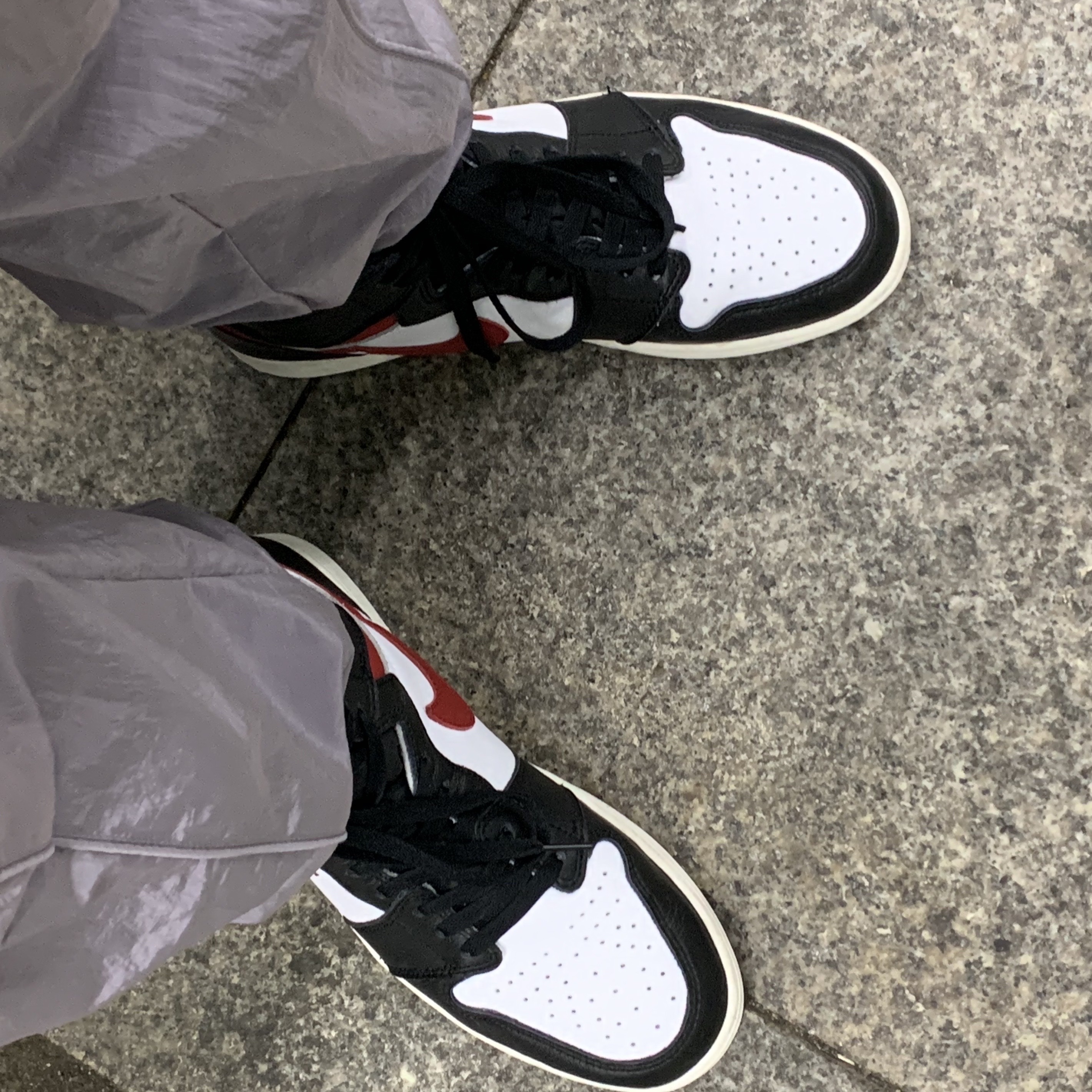 Jordan 1 Retro High OG Gym Red 착용 스타일