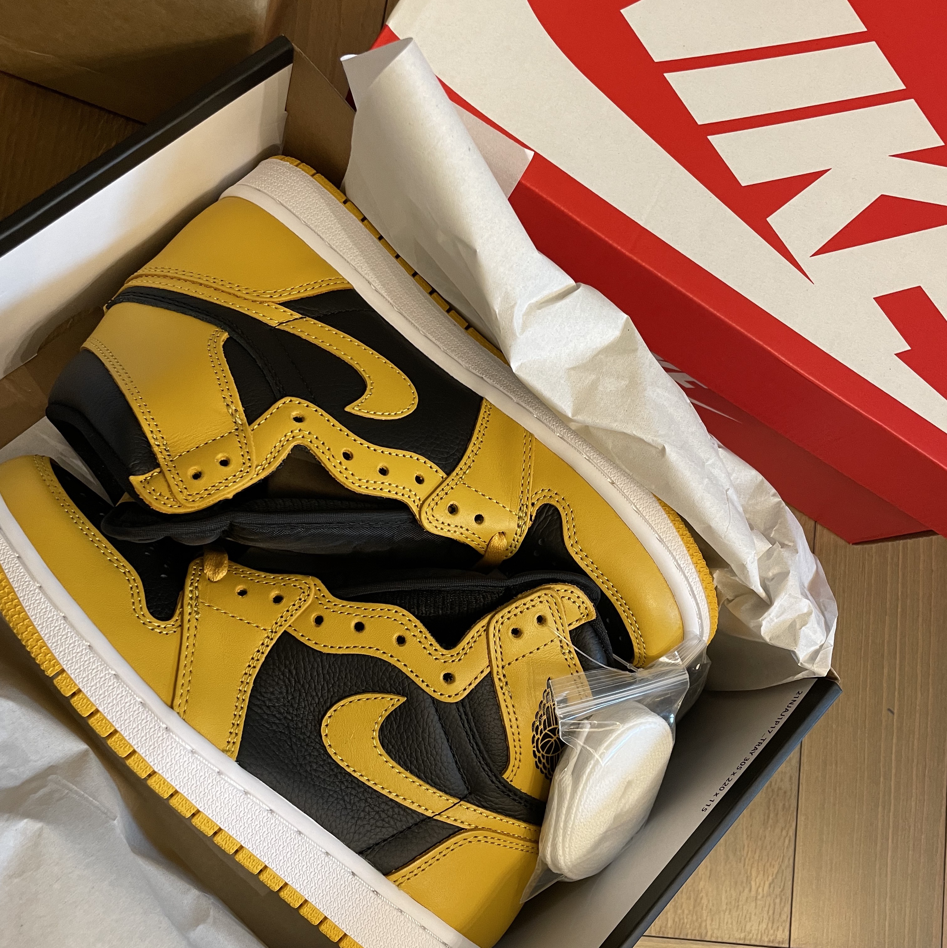 Jordan 1 Retro High OG Pollen 착용 스타일