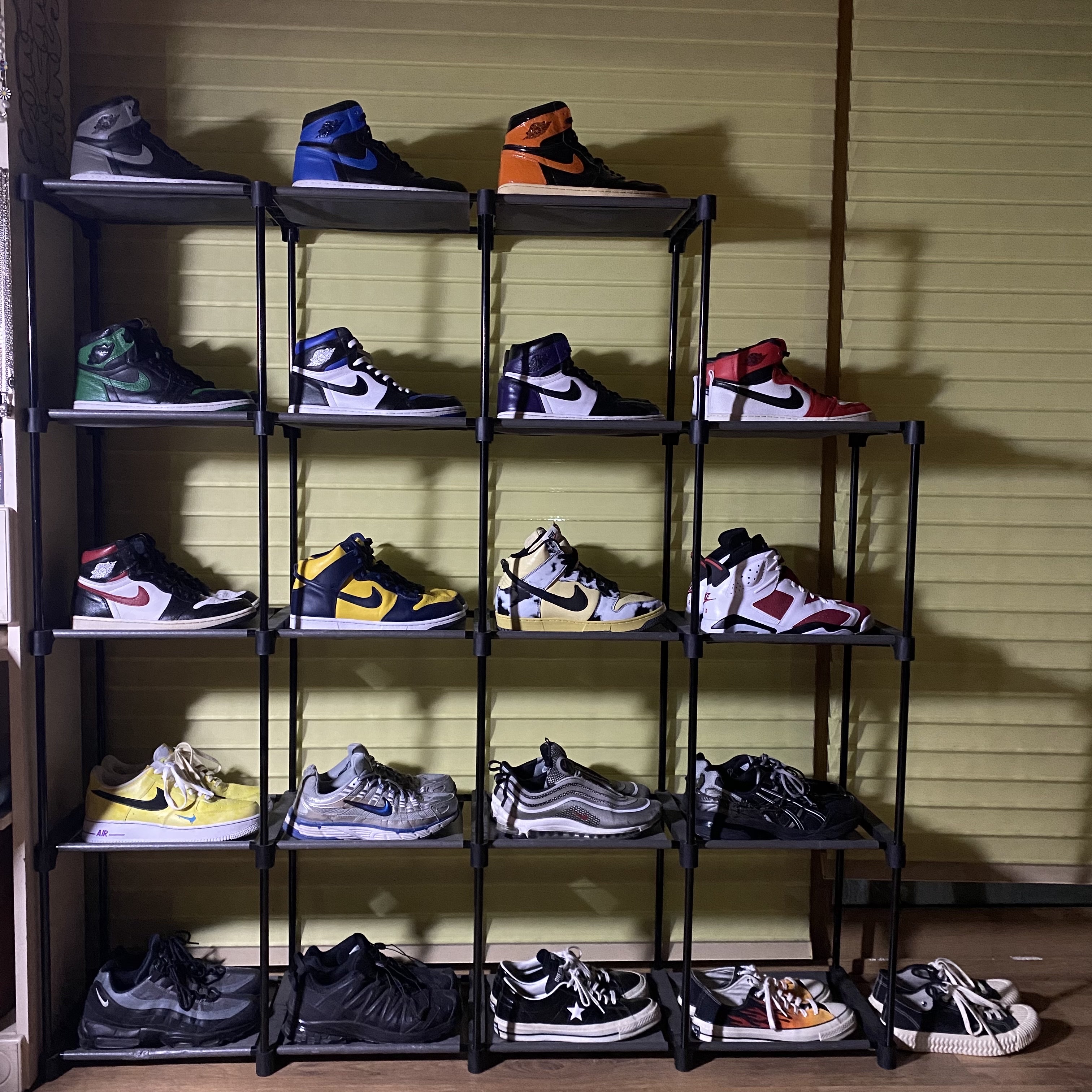 Jordan 1 Retro High OG Shadow 2018, Jordan 1 Retro Royal 2017 착용 스타일 - 1