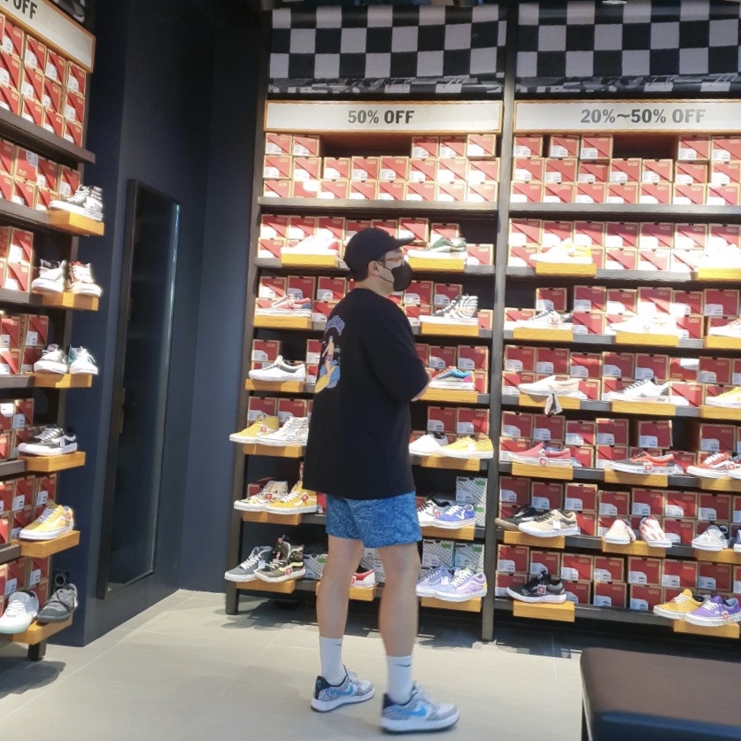 Nike Air Force 1 '07 PRM Pure Platinum 착용 스타일 - 3