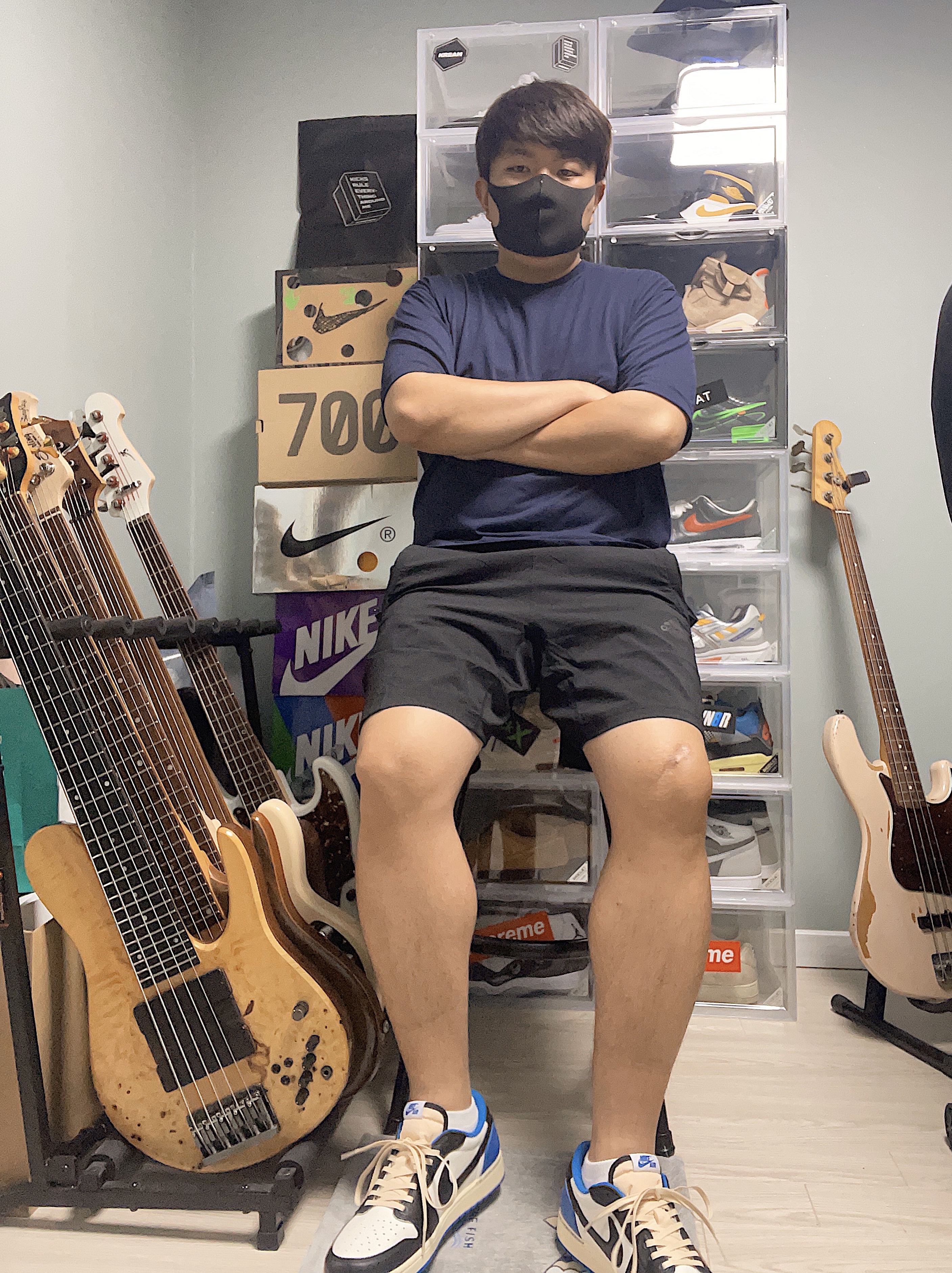 Jordan 1 x Travis Scott x Fragment Retro Low OG SP Military Blue 착용 스타일
