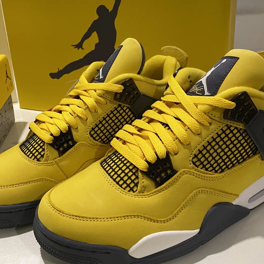 Jordan 4 Retro Tour Yellow 착용 스타일 - 3