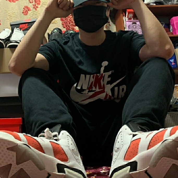 Jordan 6 Retro Gatorade Like Mike White 착용 스타일