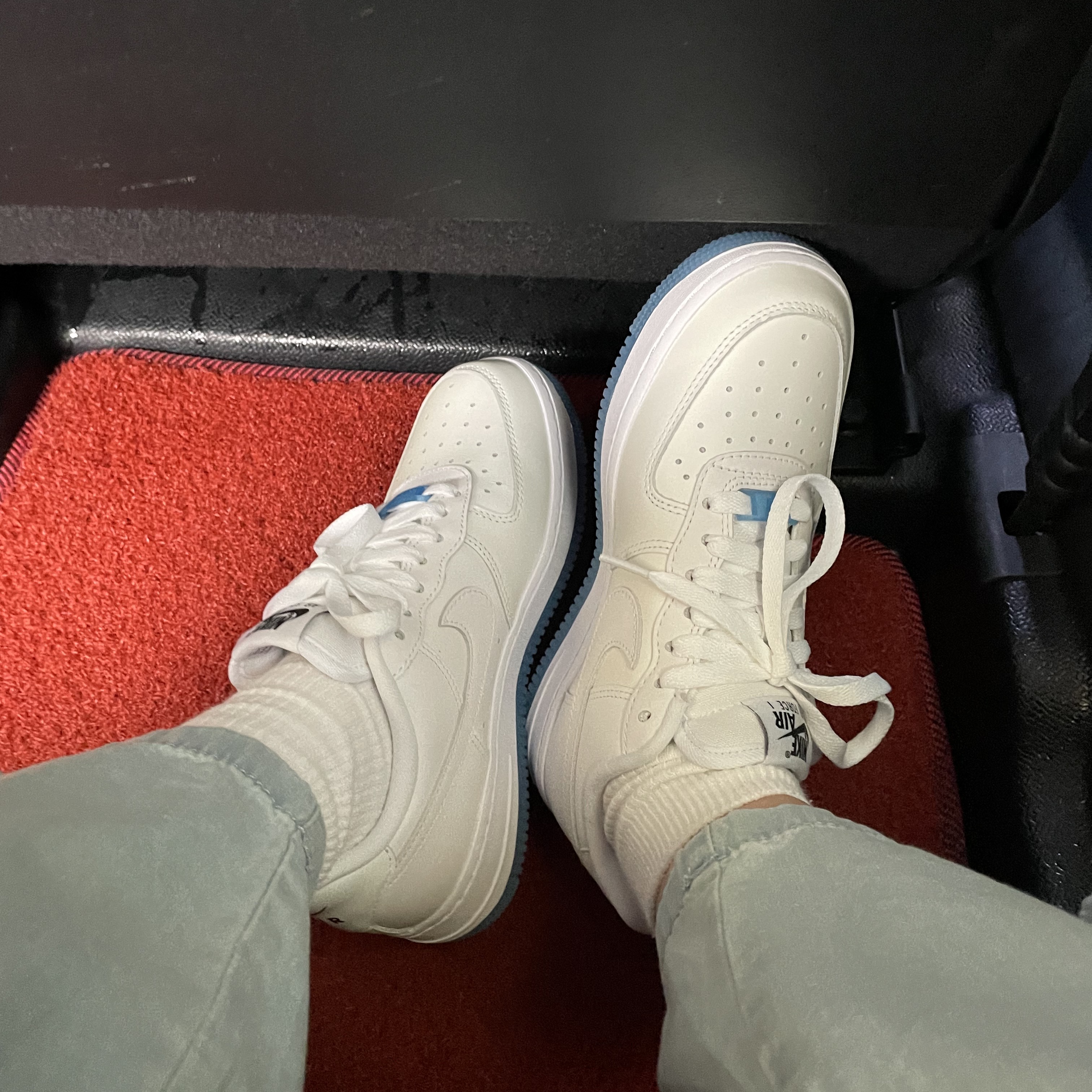 (W) Nike Air Force 1 '07 LX Photochromic 착용 스타일 - 2