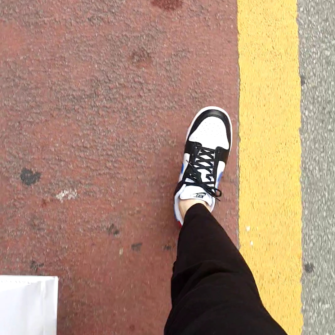 Nike Dunk Low SE Seoul 착용 스타일 - 1