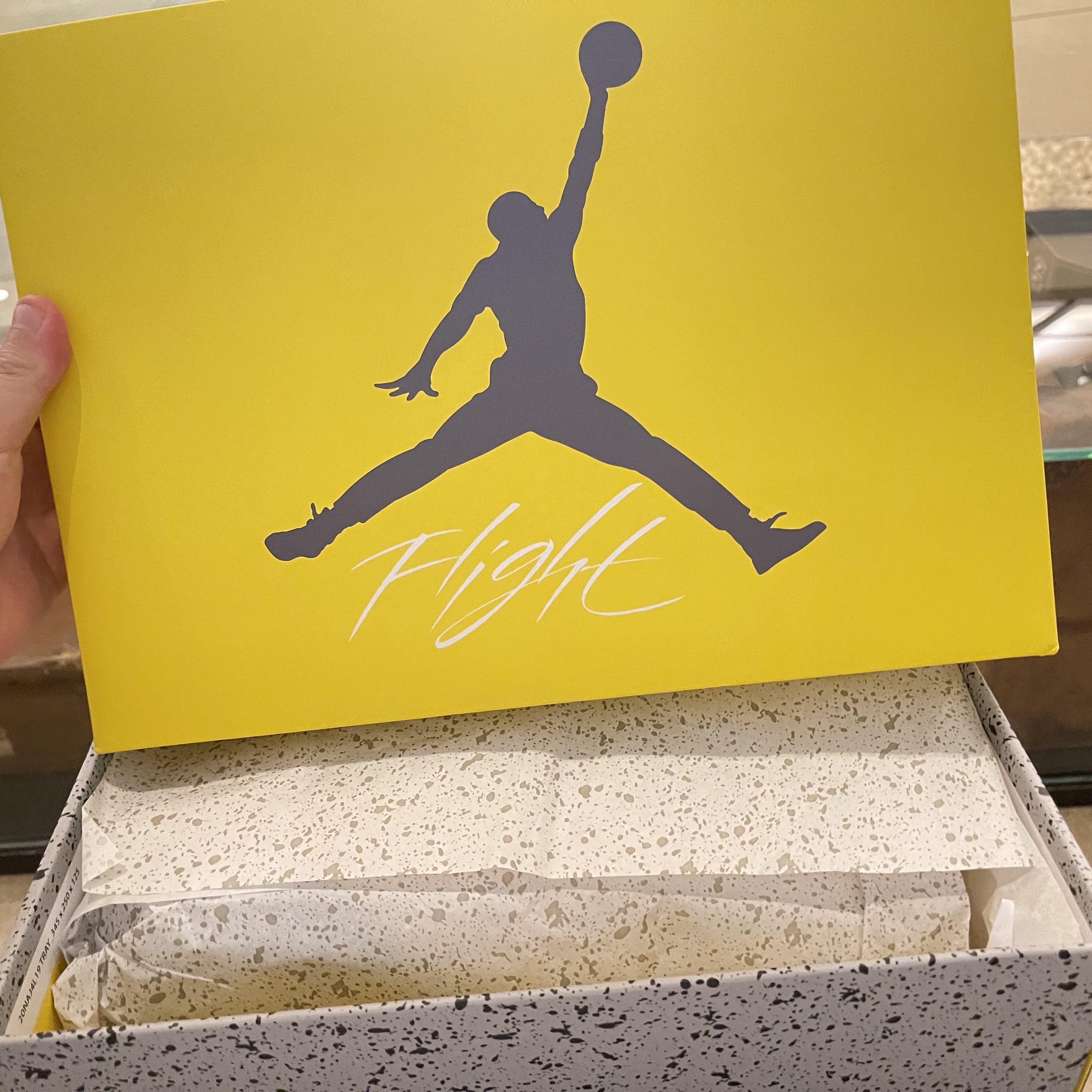 Jordan 4 Retro Tour Yellow 착용 스타일 - 1