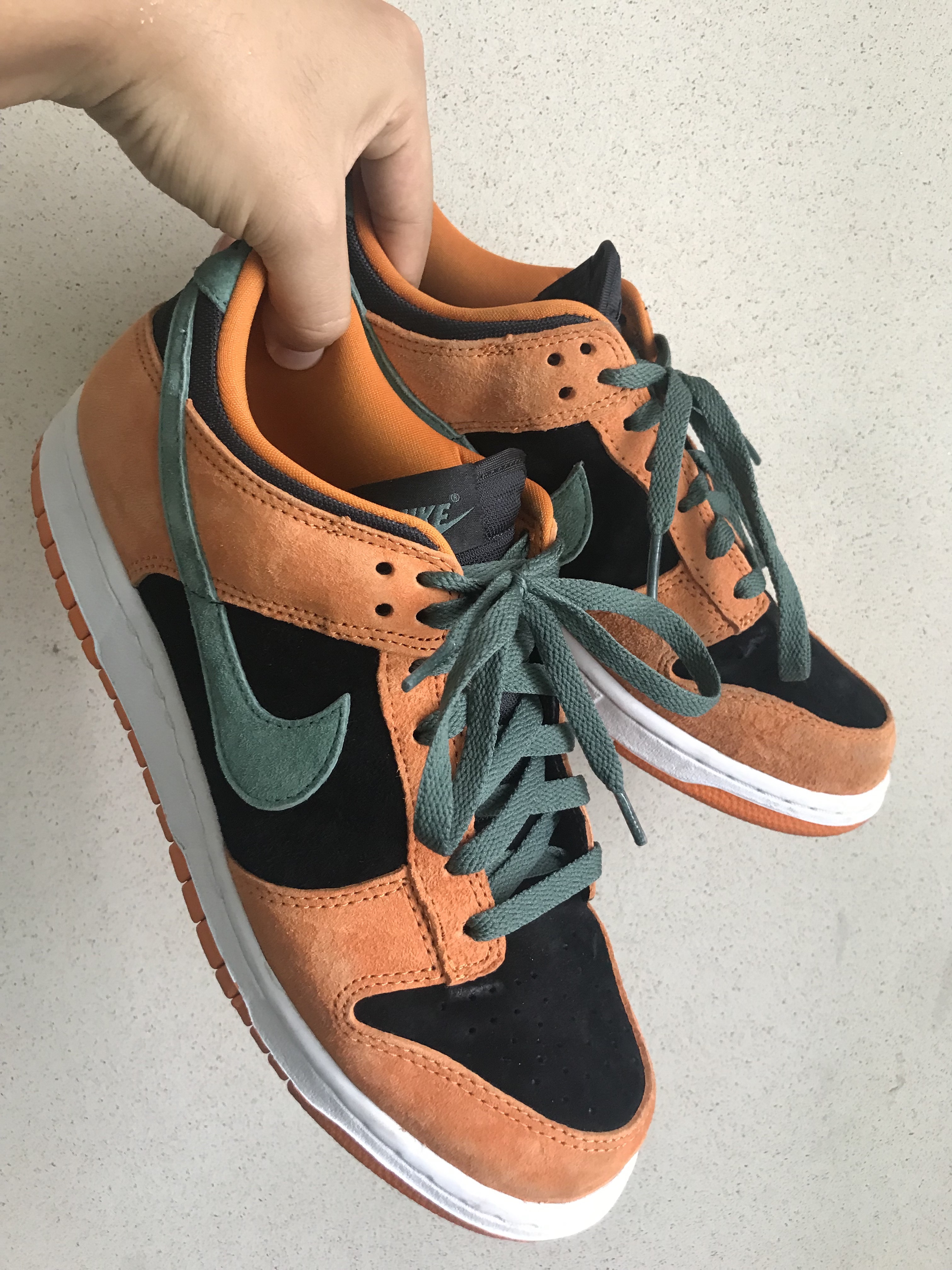 Nike Dunk Low SP Ceramic 착용 스타일 - 2