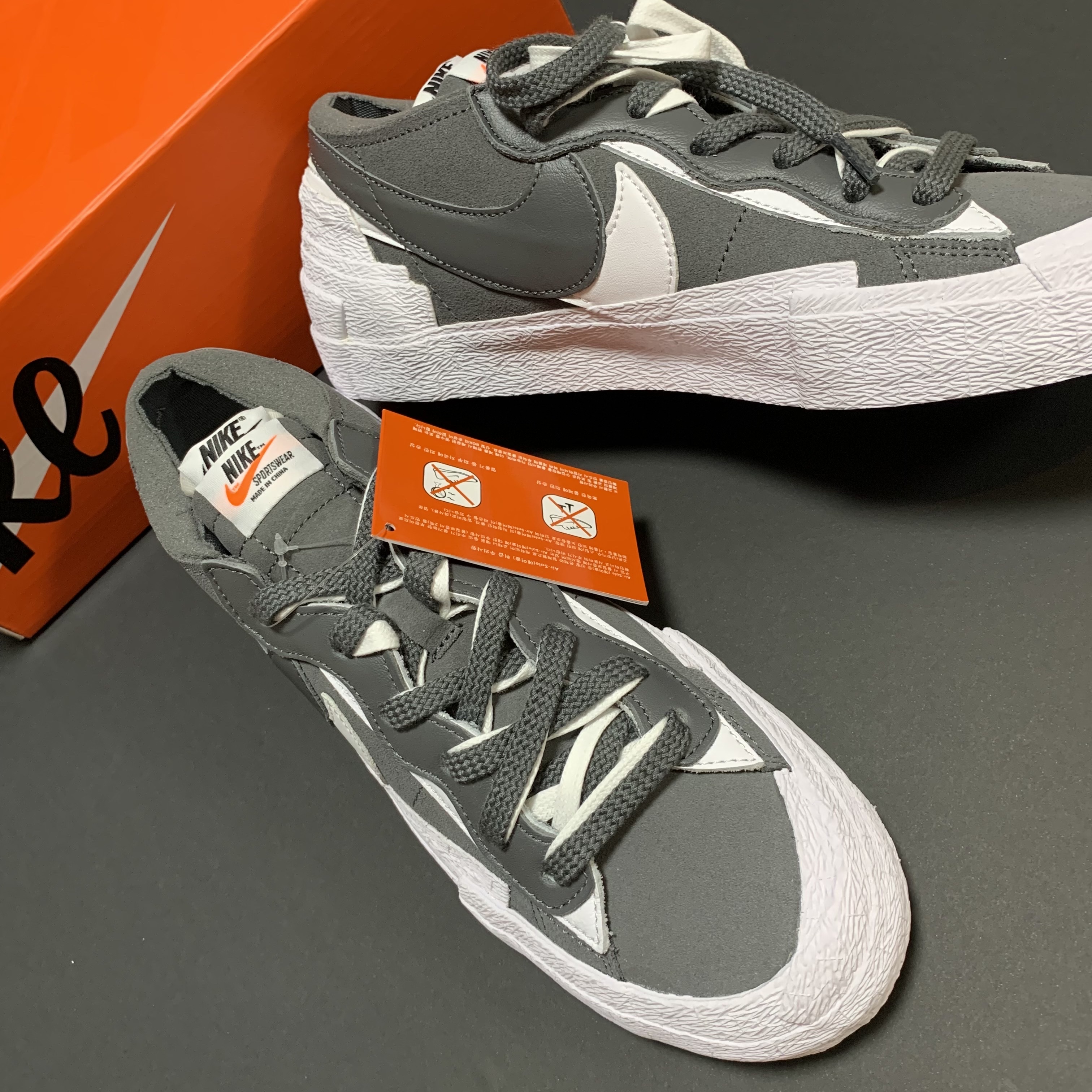 Nike x Sacai Blazer Low Iron Grey 착용 스타일