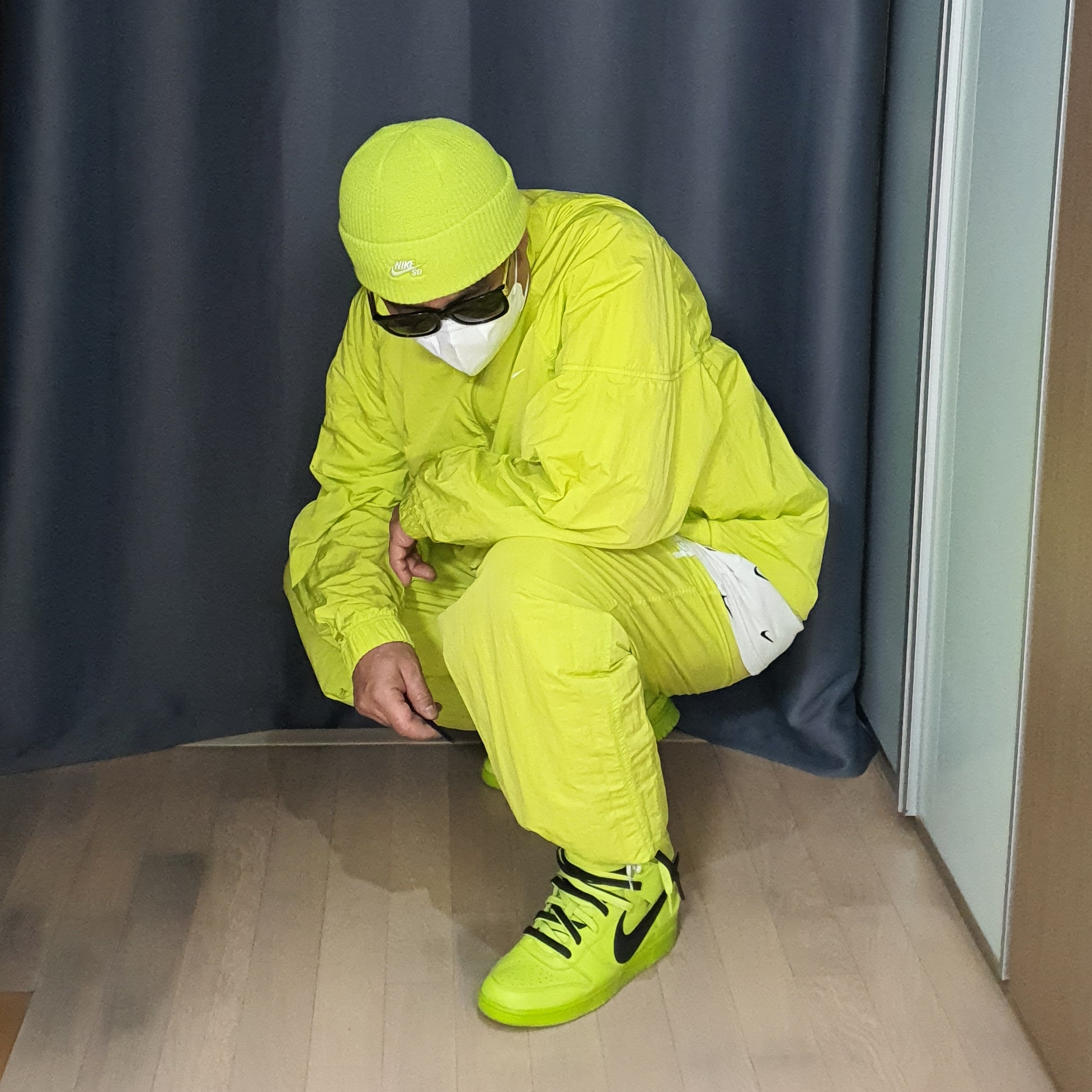 Nike x Stussy Windrunner Jacket Bright Cactus, Nike x Stussy Beach Pants Bright Cactus 착용 스타일 - 3