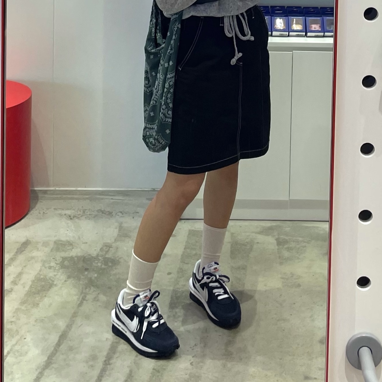 Nike x Sacai x Fragment LDWaffle Blackened Blue 착용 스타일 - 2