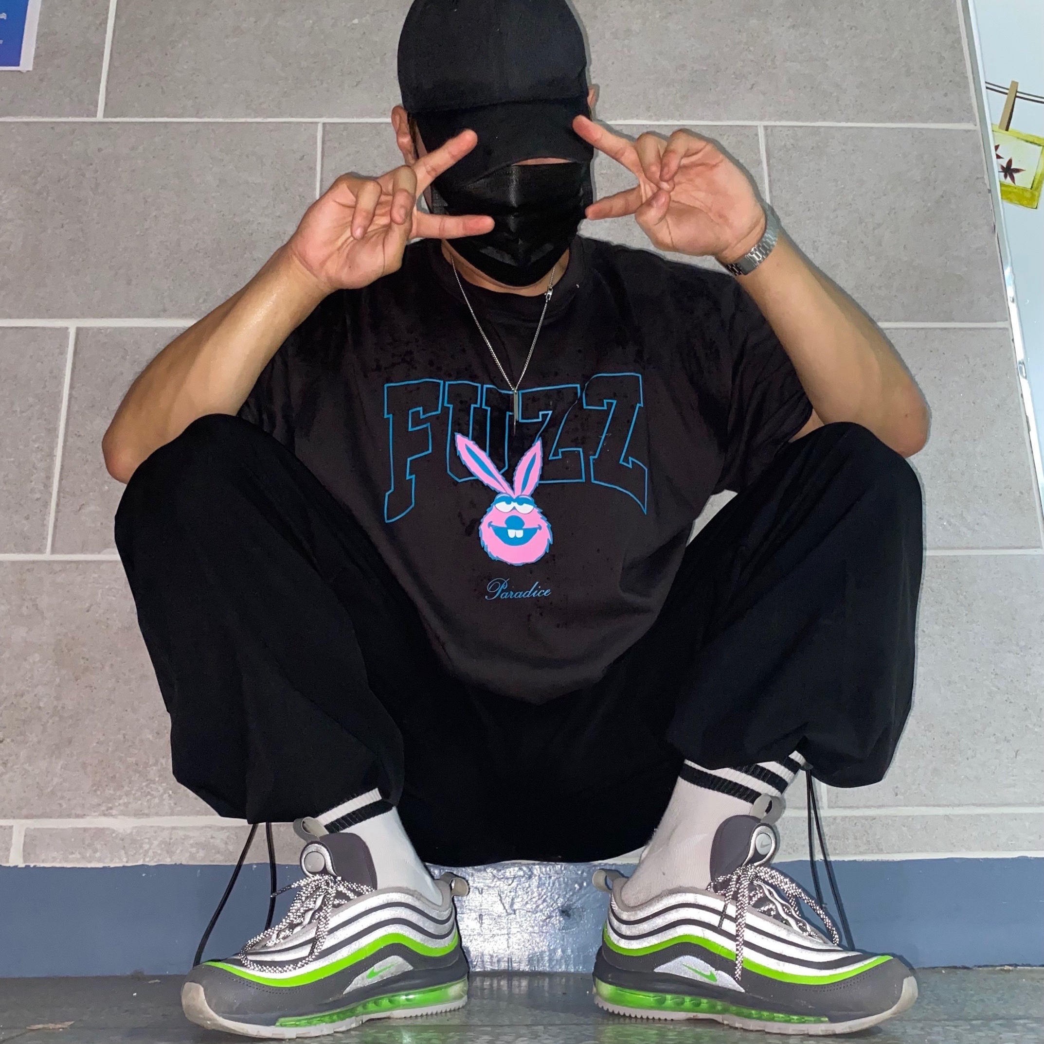 Nike Air Max 97 Utility Grey Electric Green 착용 스타일