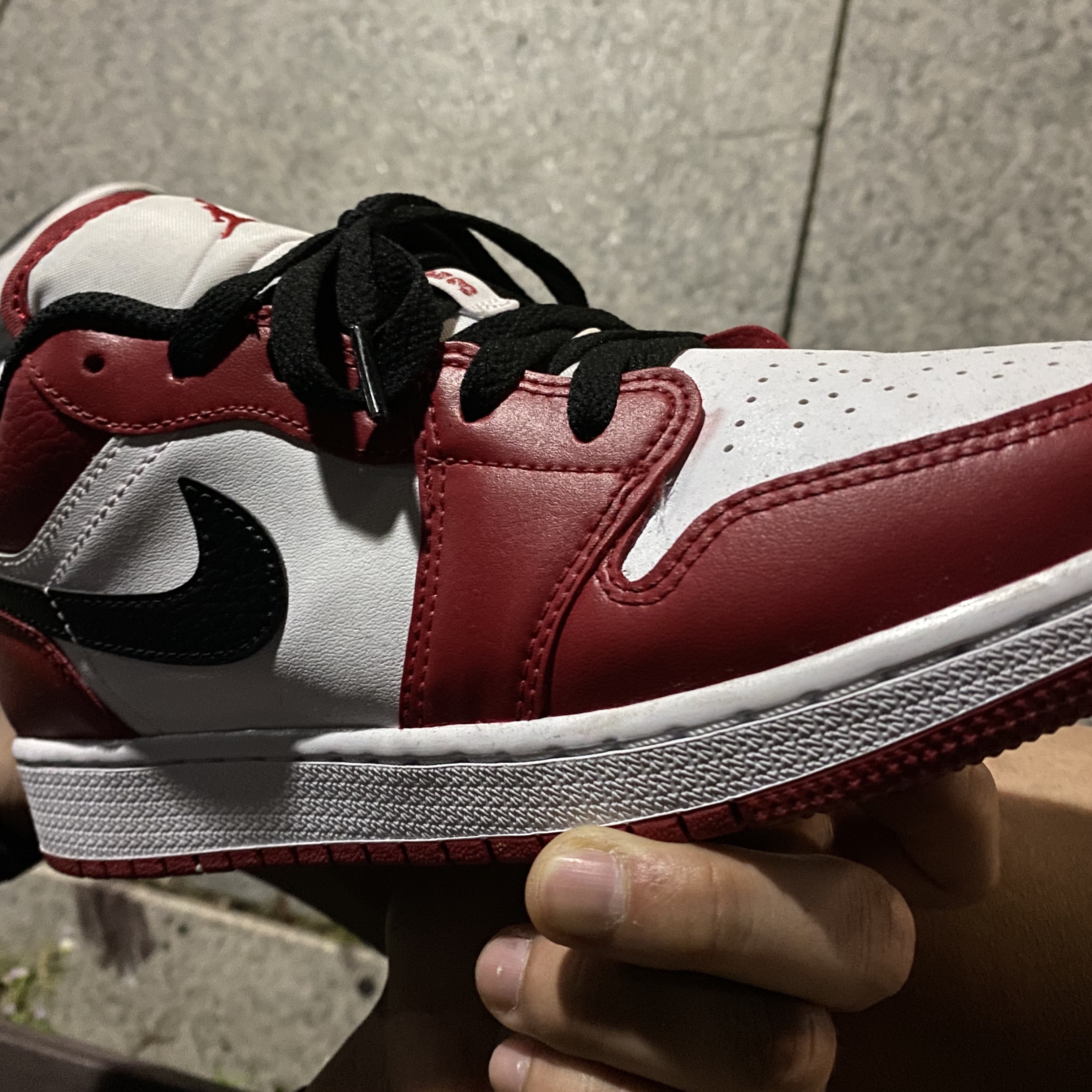 Jordan 1 Low White Red Black, (GS) Jordan 1 Low White Red Black 착용 스타일 - 4