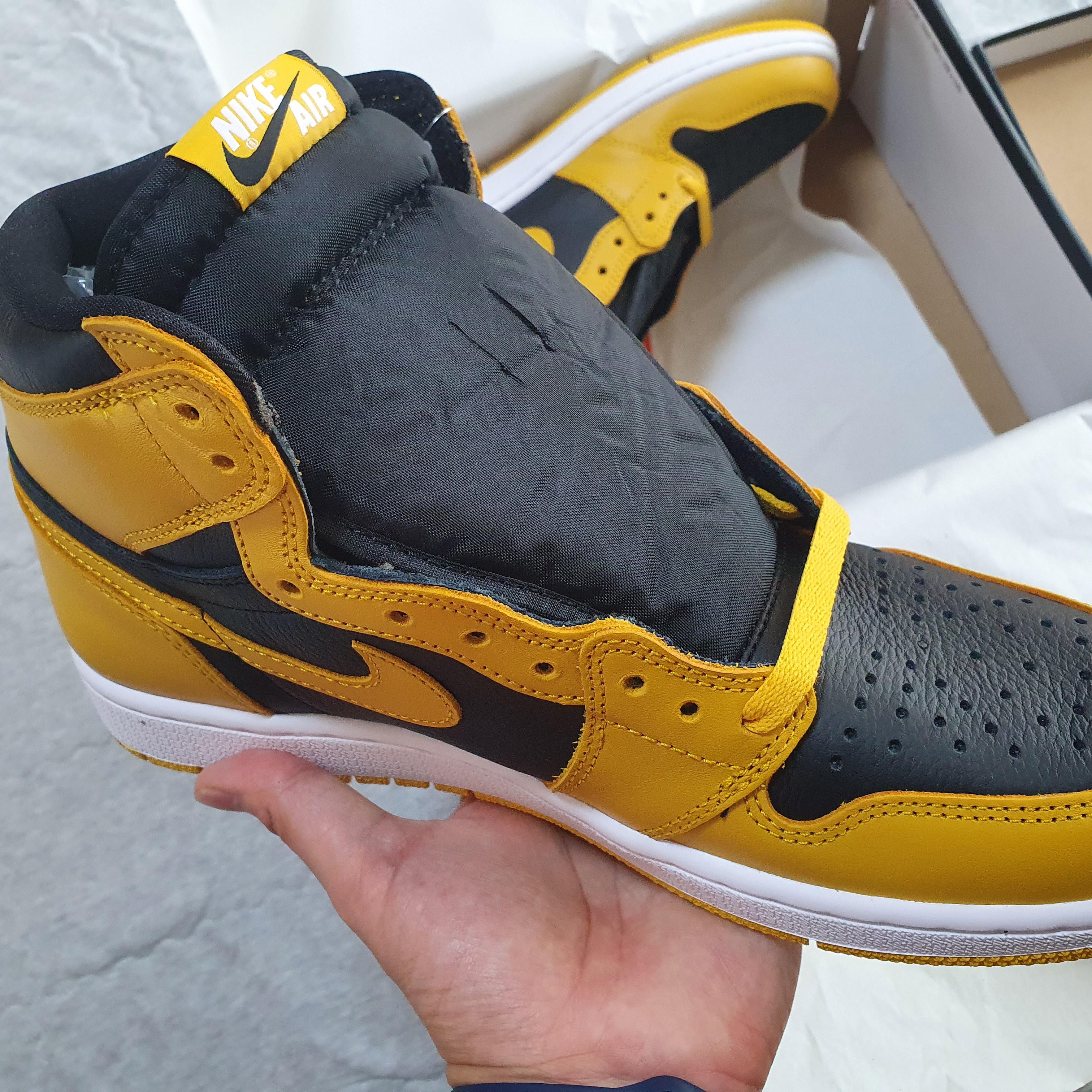 Jordan 1 Retro High OG Pollen 착용 스타일 - 3