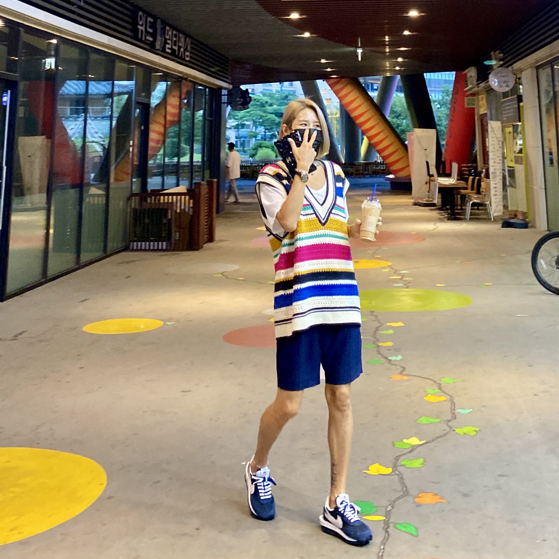 Nike x Sacai x Fragment LDWaffle Blackened Blue 착용 스타일