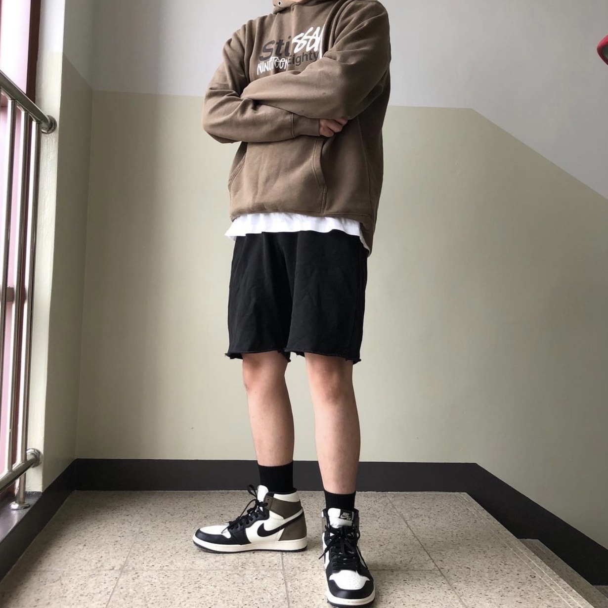 Jordan 1 Retro High OG Black Mocha 착용 스타일
