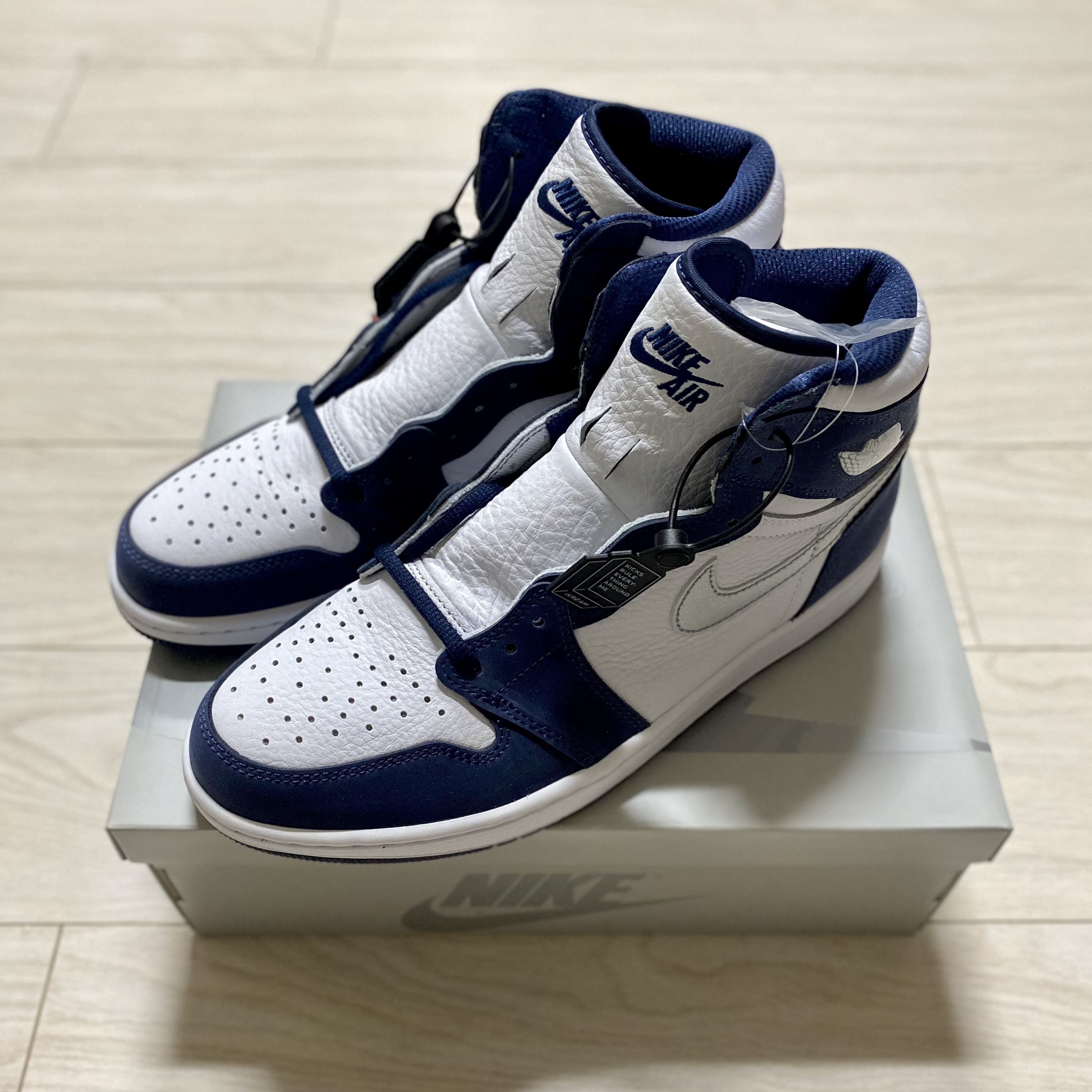 Jordan 1 Retro High OG CO.JP Midnight Navy 착용 스타일 - 1