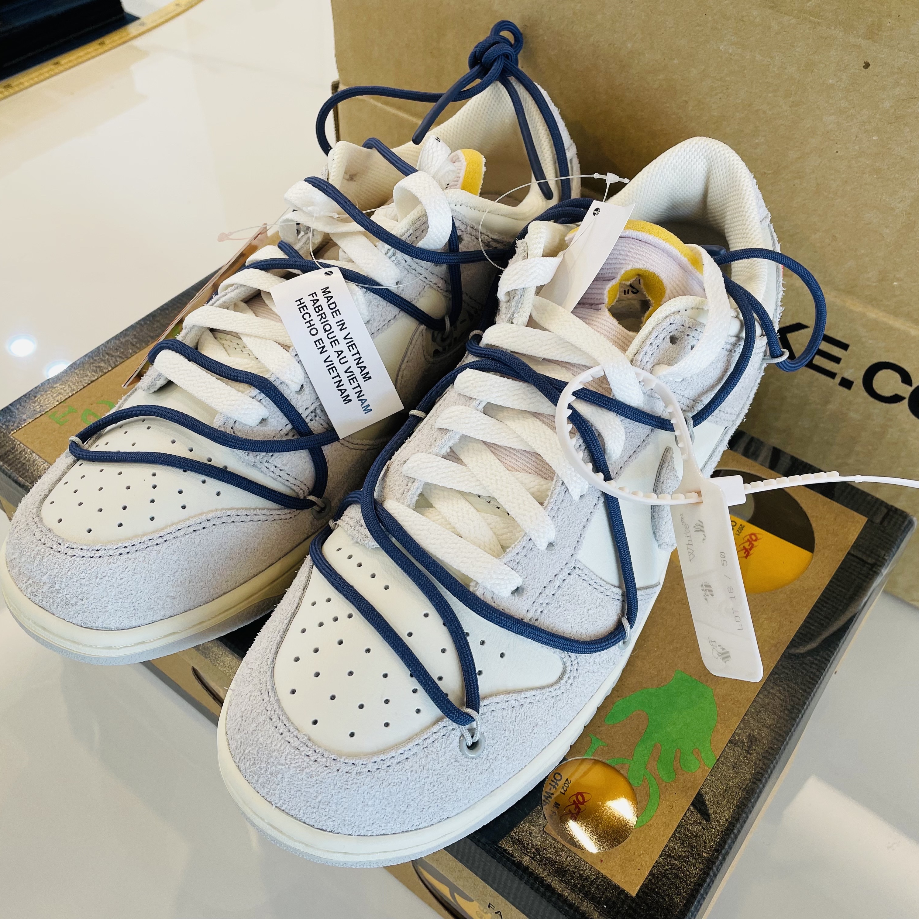 Nike x Off-White Dunk Low The 50 - Lot 18 착용 스타일