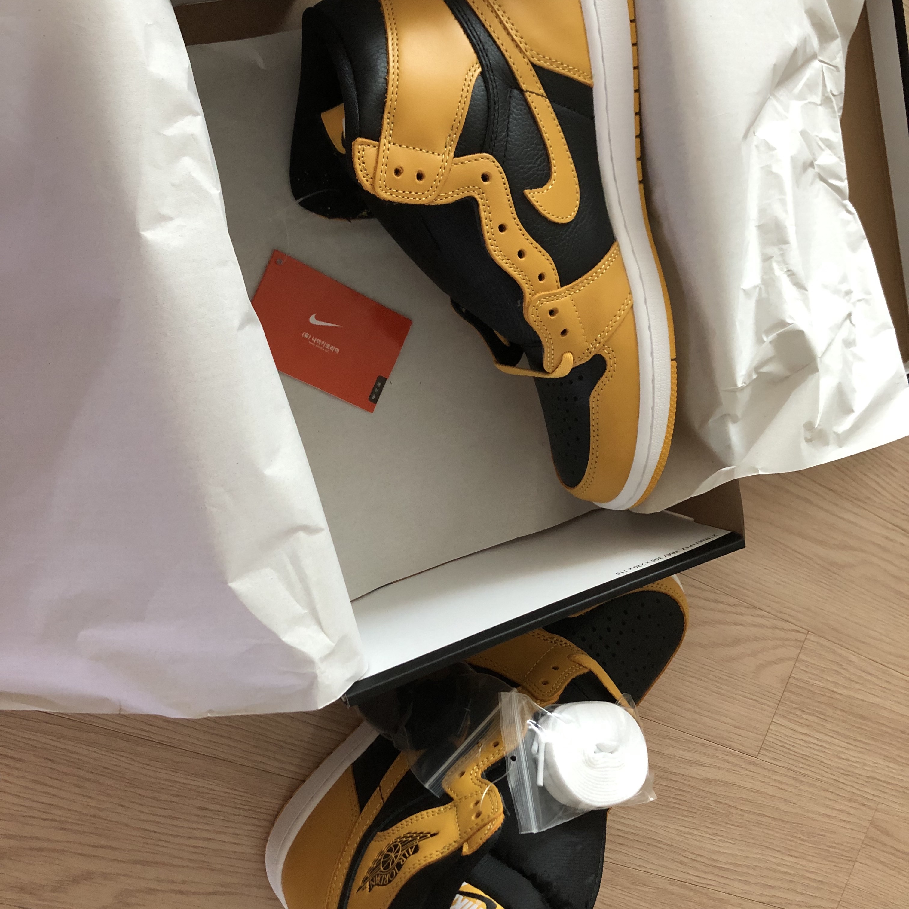 Jordan 1 Retro High OG Pollen 착용 스타일 - 1