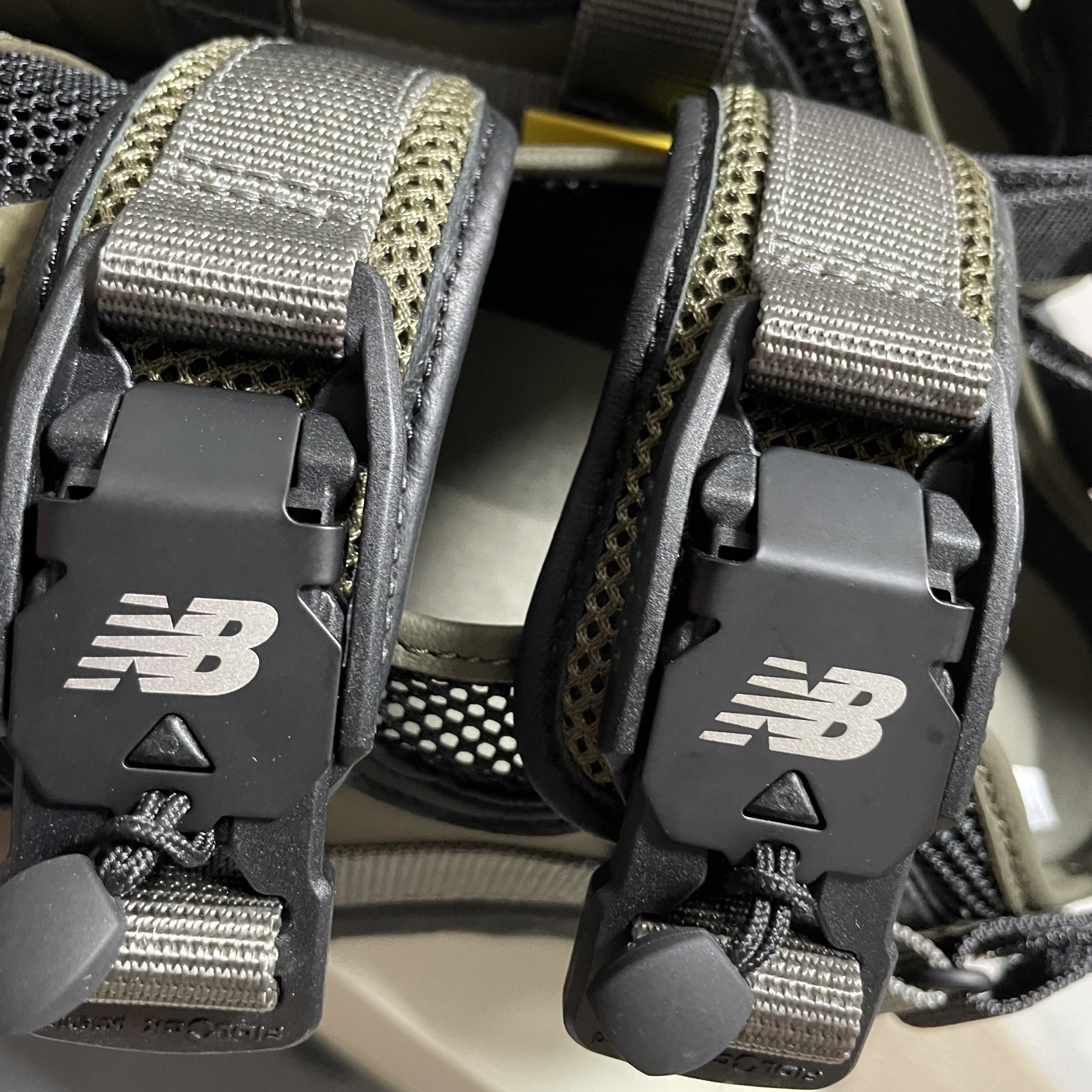 New Balance x Tokyo Design Studio x Snow Peak Niobium Concept 2 착용 스타일 - 2