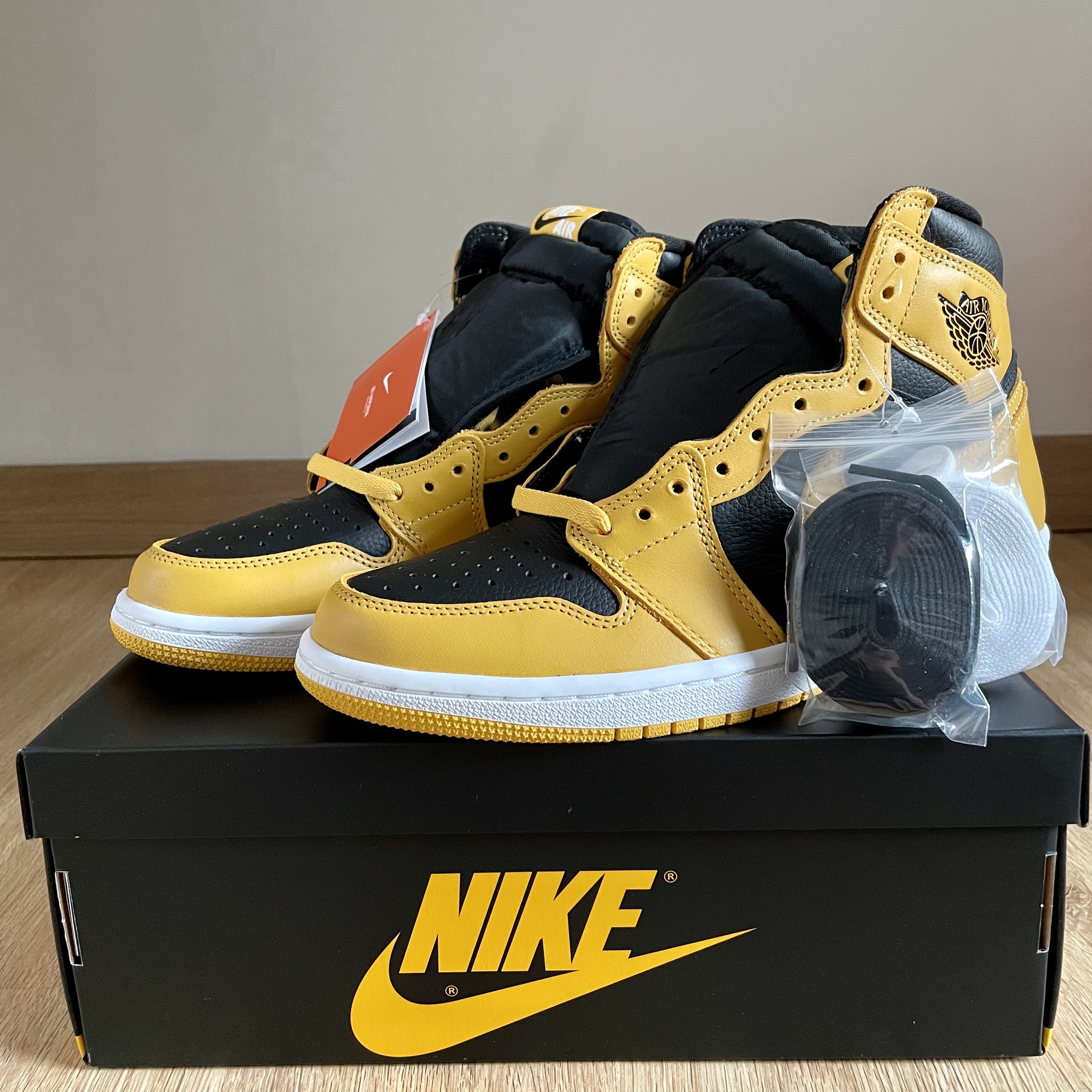 Jordan 1 Retro High OG Pollen 착용 스타일