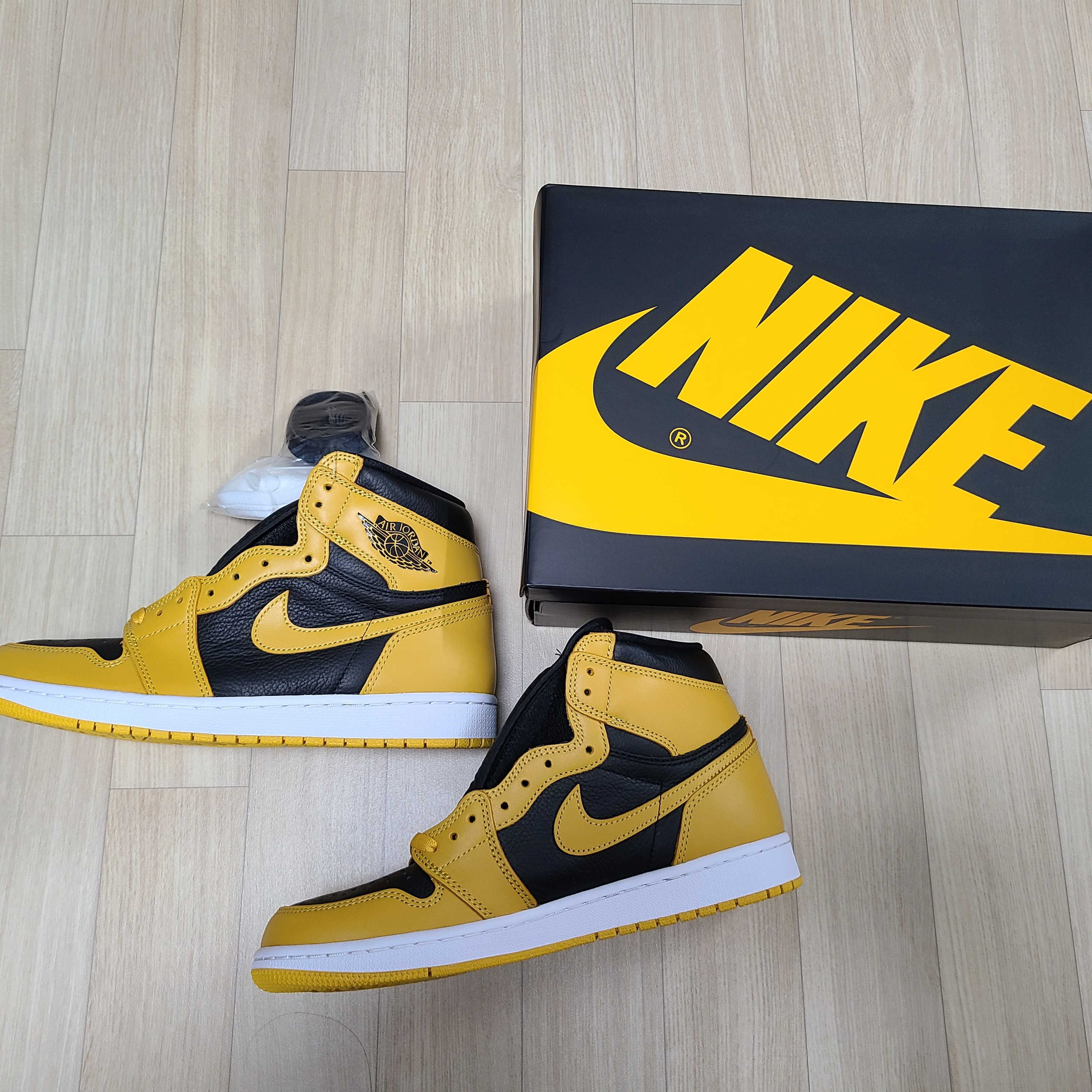 Jordan 1 Retro High OG Pollen 착용 스타일 - 1