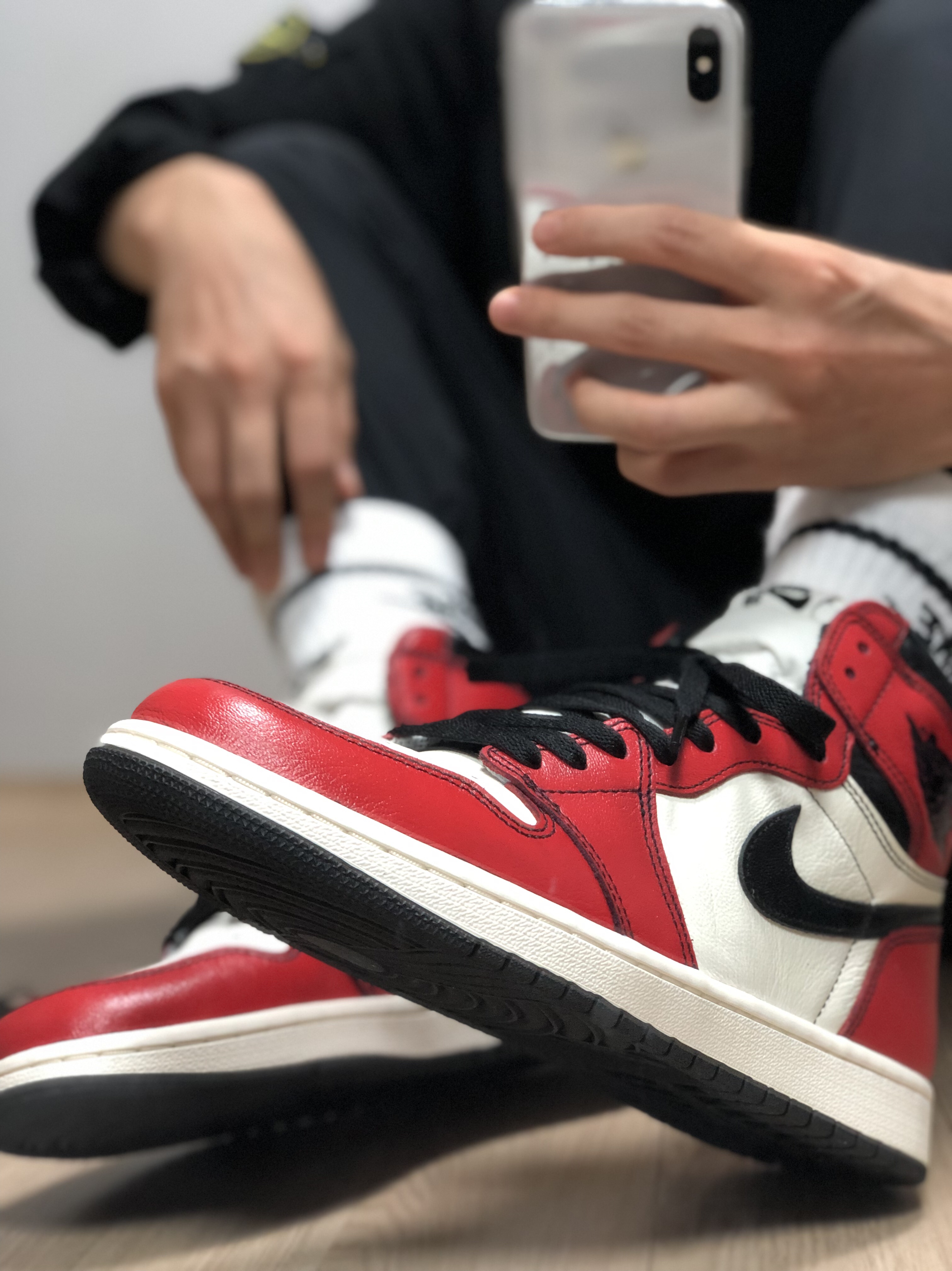 Jordan 1 Retro High OG Defiant SB LA to Chicago, Nike x Stussy Bucket Hat Black 착용 스타일 - 2