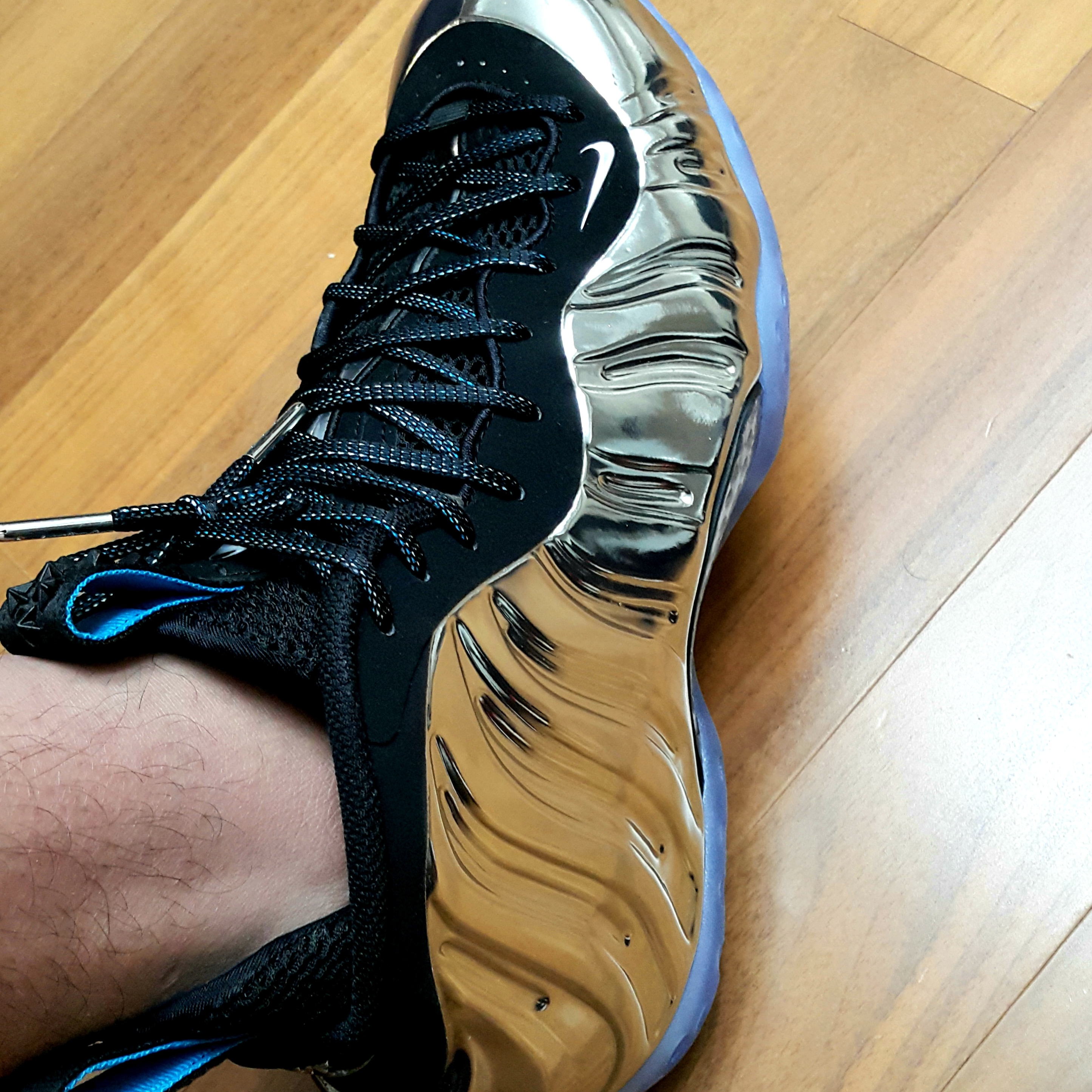 Nike Air Foamposite One Chromeposite 착용 스타일