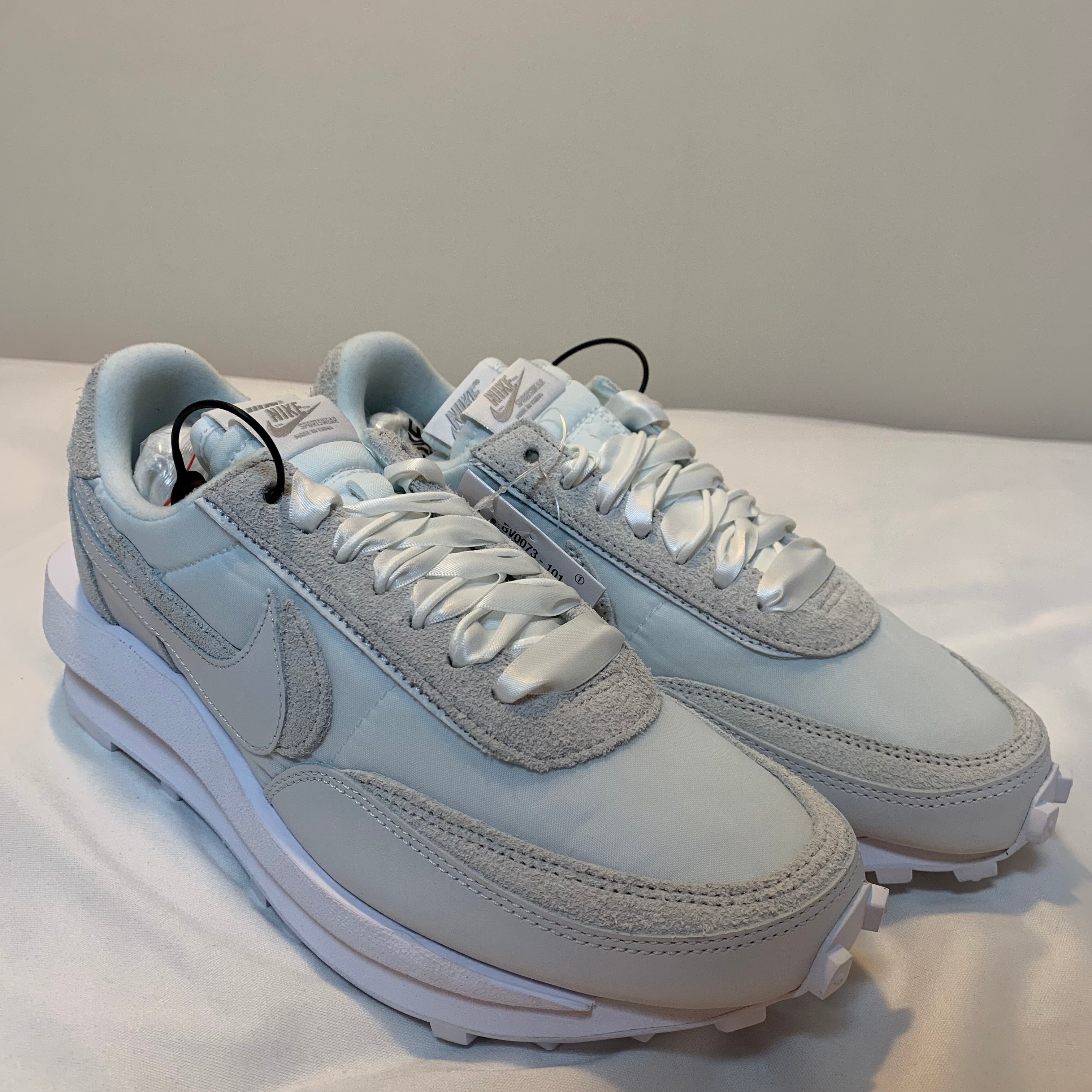 Nike x Sacai LDWaffle White Nylon 착용 스타일
