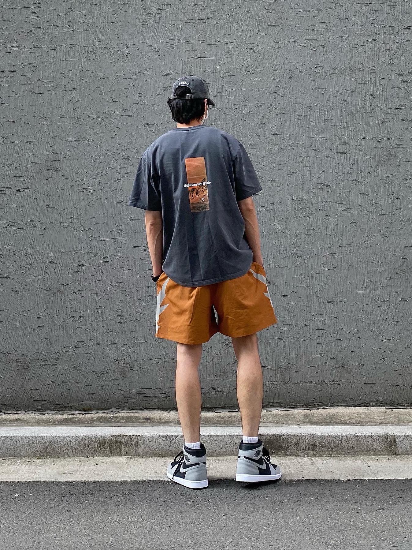 Jordan 1 Retro High OG Shadow 2.0, Supreme Pigment Print S Logo 6-Panel Black - 20SS 착용 스타일 - 3