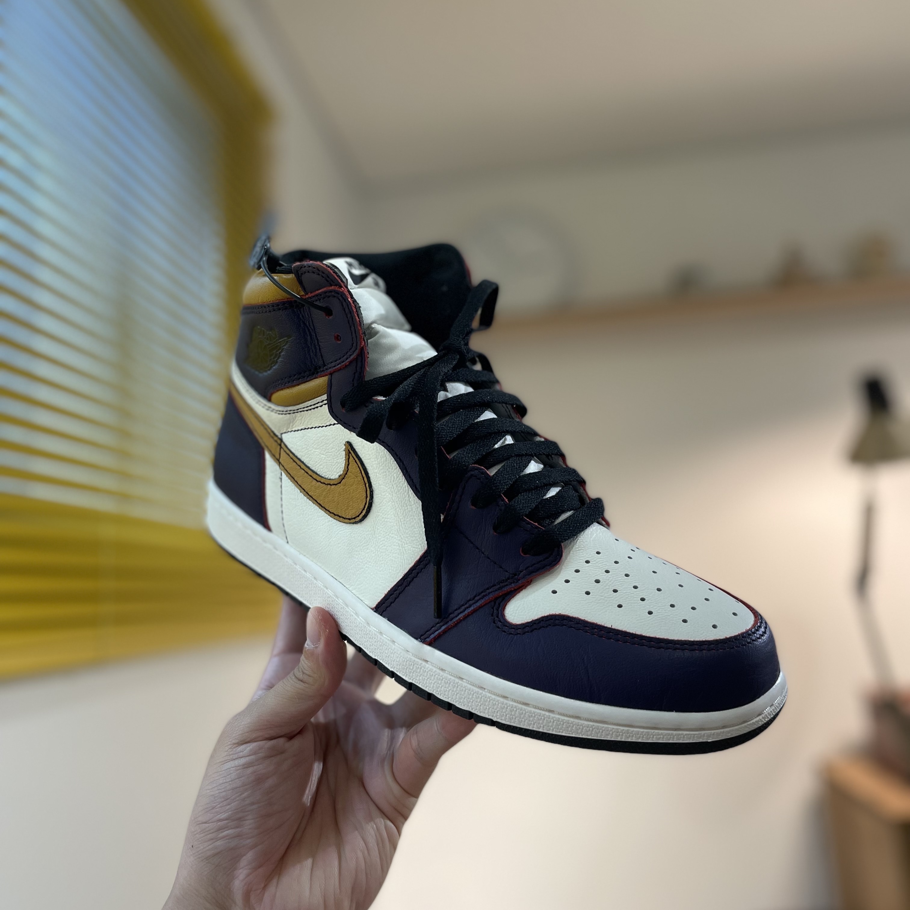 Jordan 1 Retro High OG Defiant SB LA to Chicago 착용 스타일 - 2