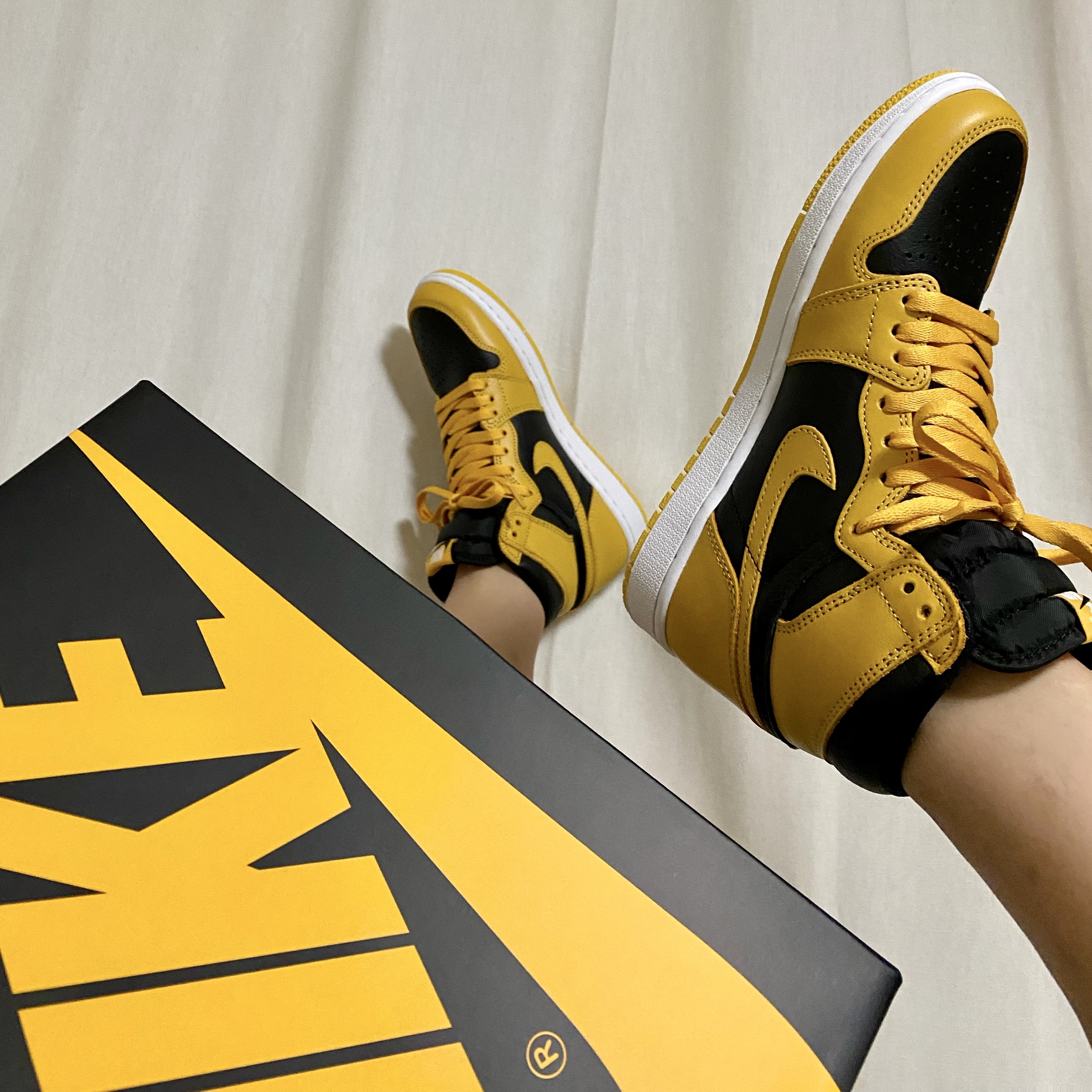Jordan 1 Retro High OG Pollen 착용 스타일 - 1