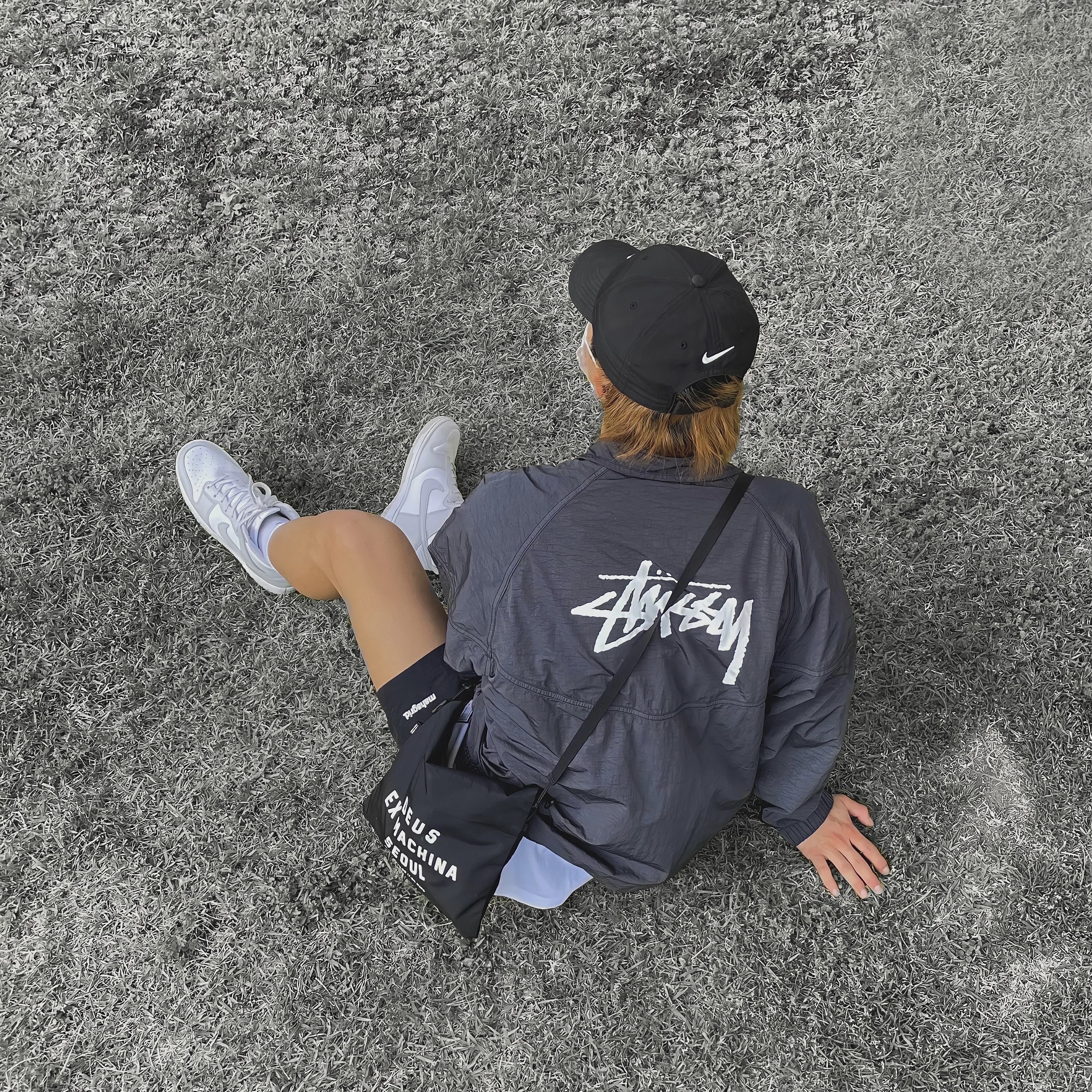 Nike Dunk High Retro Vast Grey, Nike x Stussy Windrunner Jacket Off Noir 착용 스타일