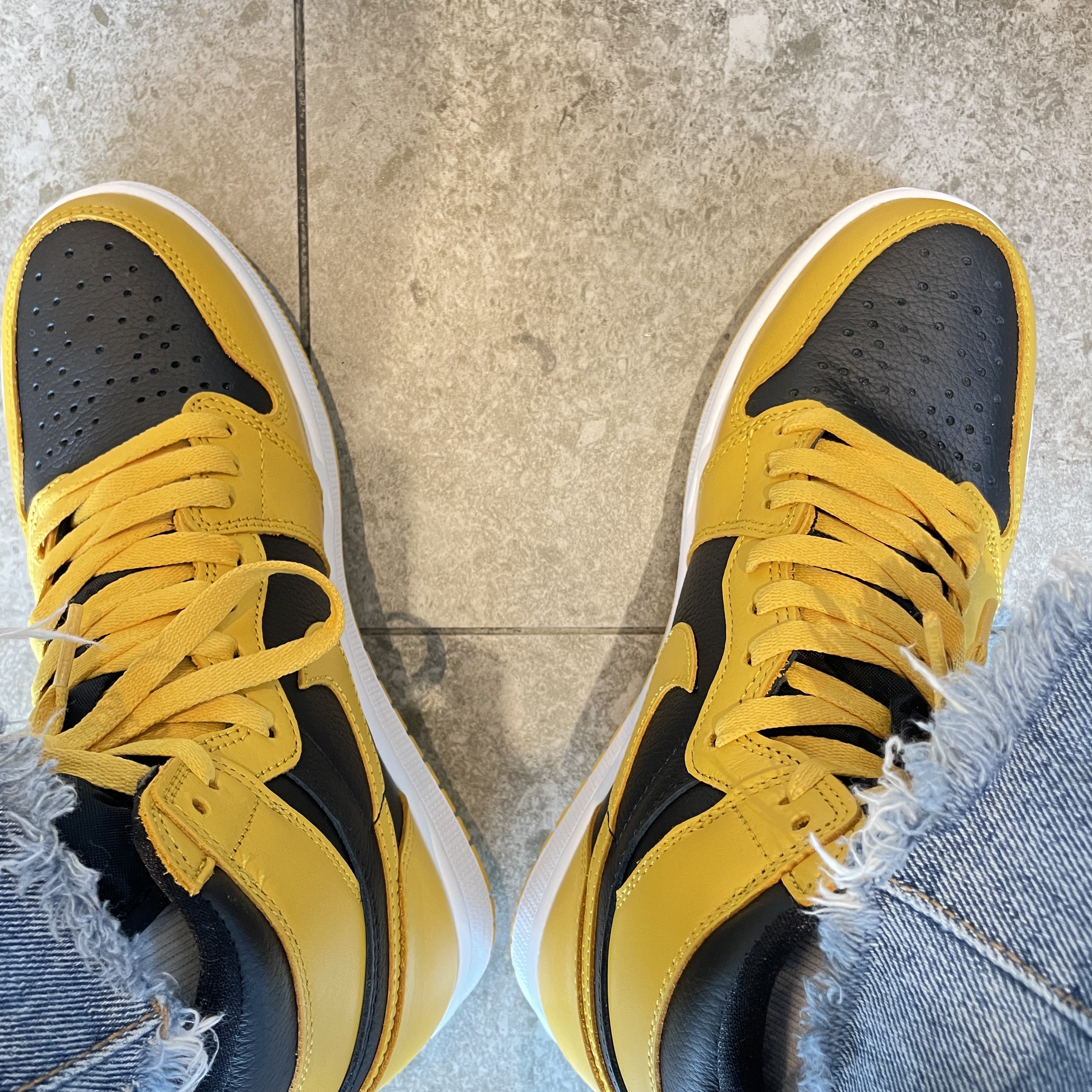 Jordan 1 Retro High OG Pollen 착용 스타일 - 1