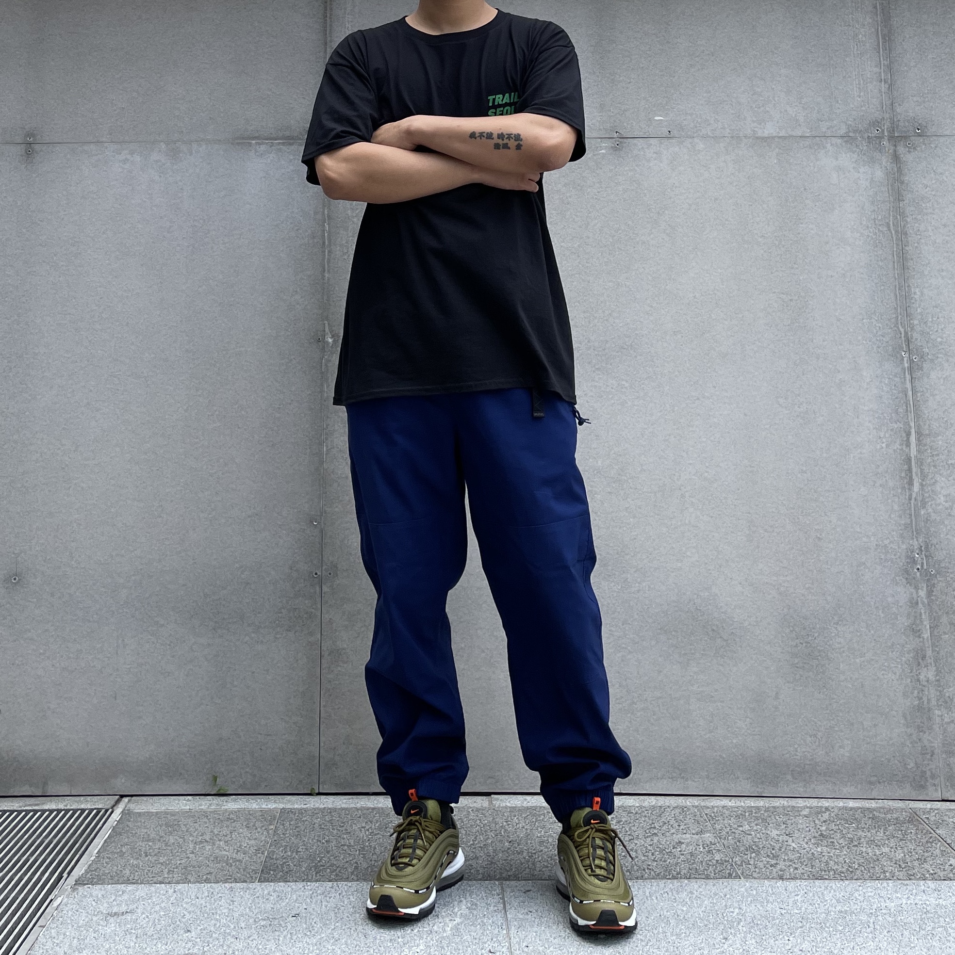 Nike x Undefeated Air Max 97 Militia Green 착용 스타일