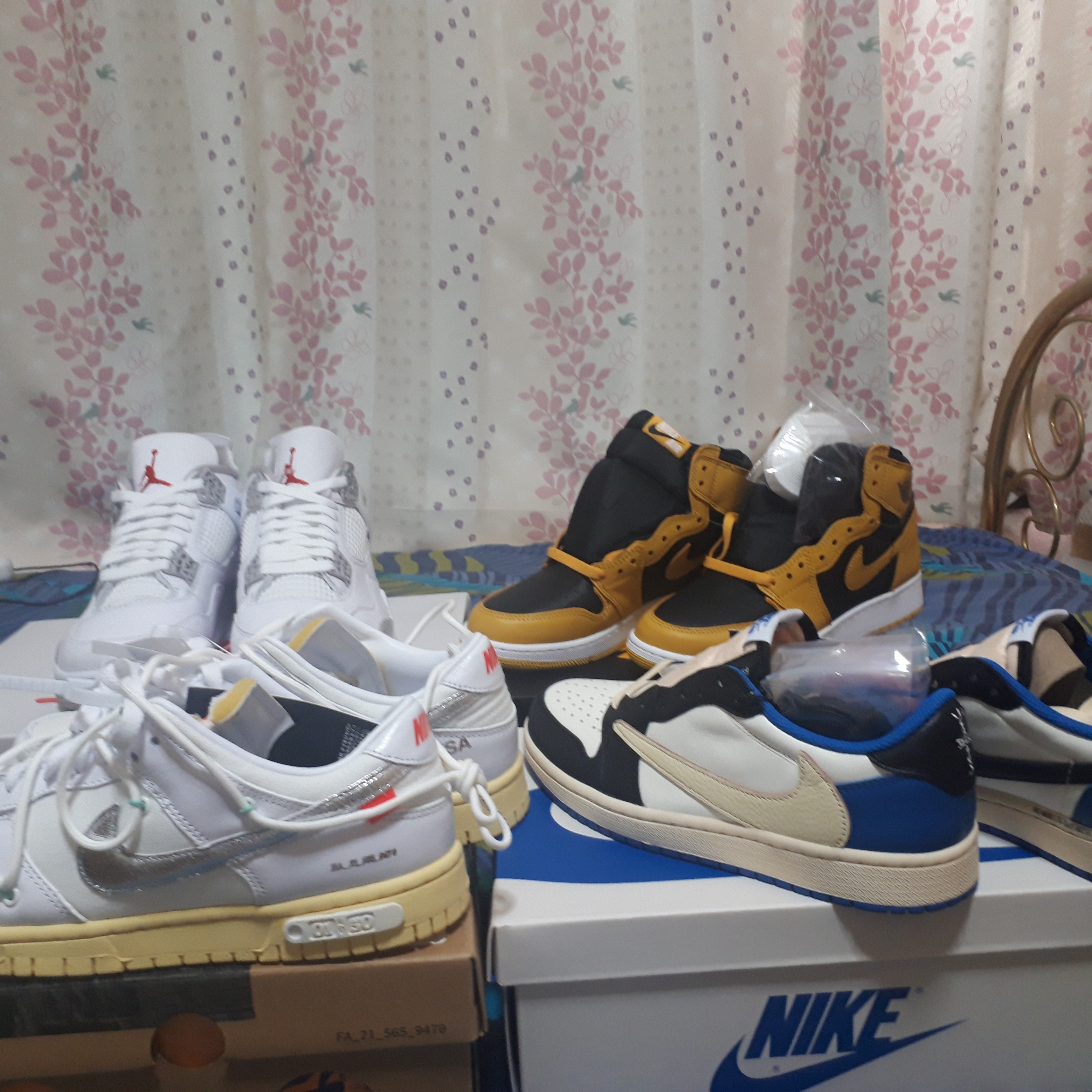 Jordan 1 Retro High OG Pollen, Nike x Off-White Dunk Low The 50 - Lot 1 착용 스타일 - 2
