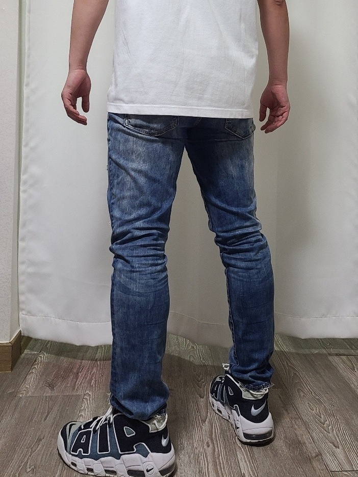 Nike Air More Uptempo 96 Denim 착용 스타일