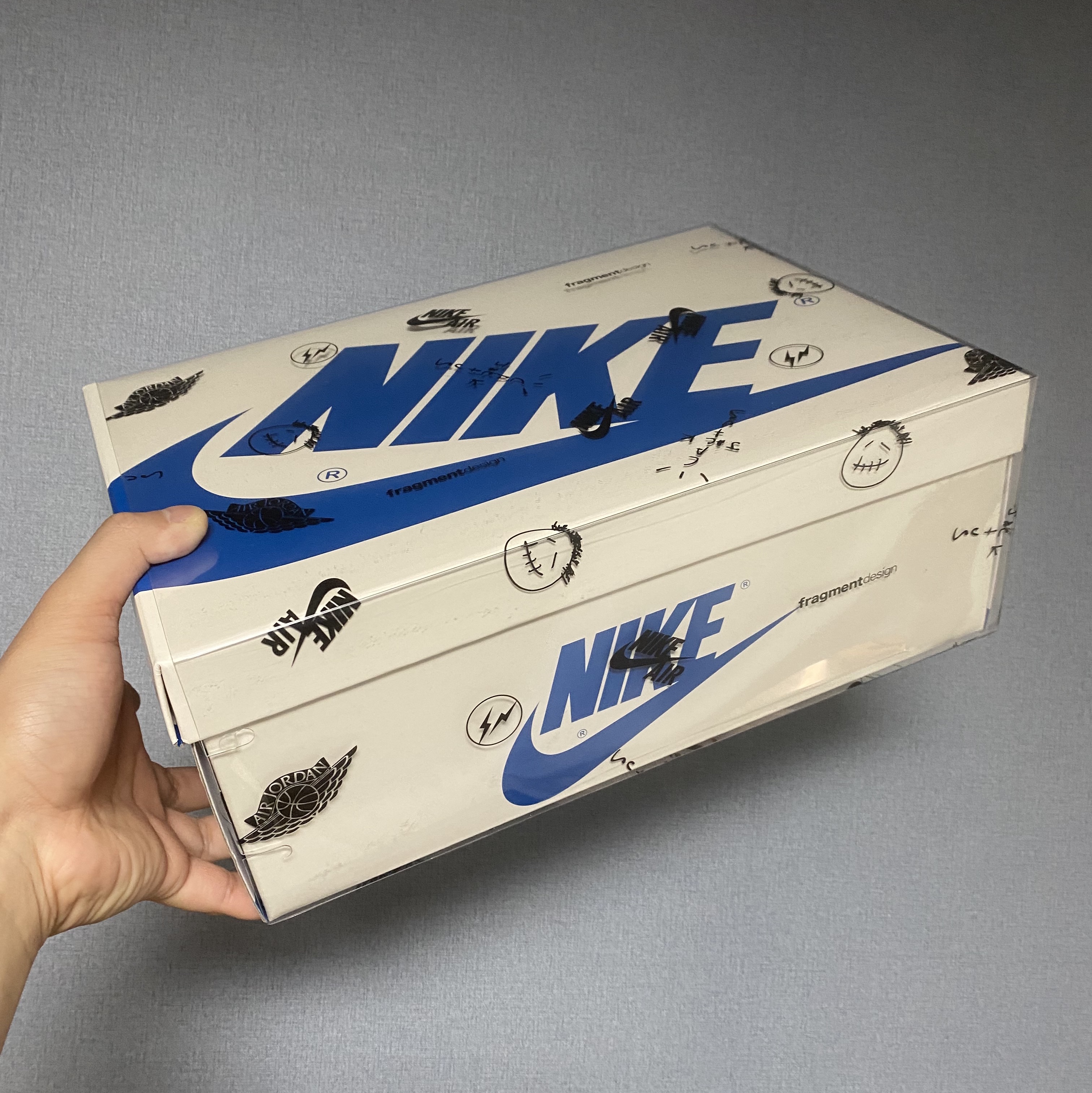 Jordan 1 x Travis Scott x Fragment Retro Low OG SP Military Blue 착용 스타일 - 1