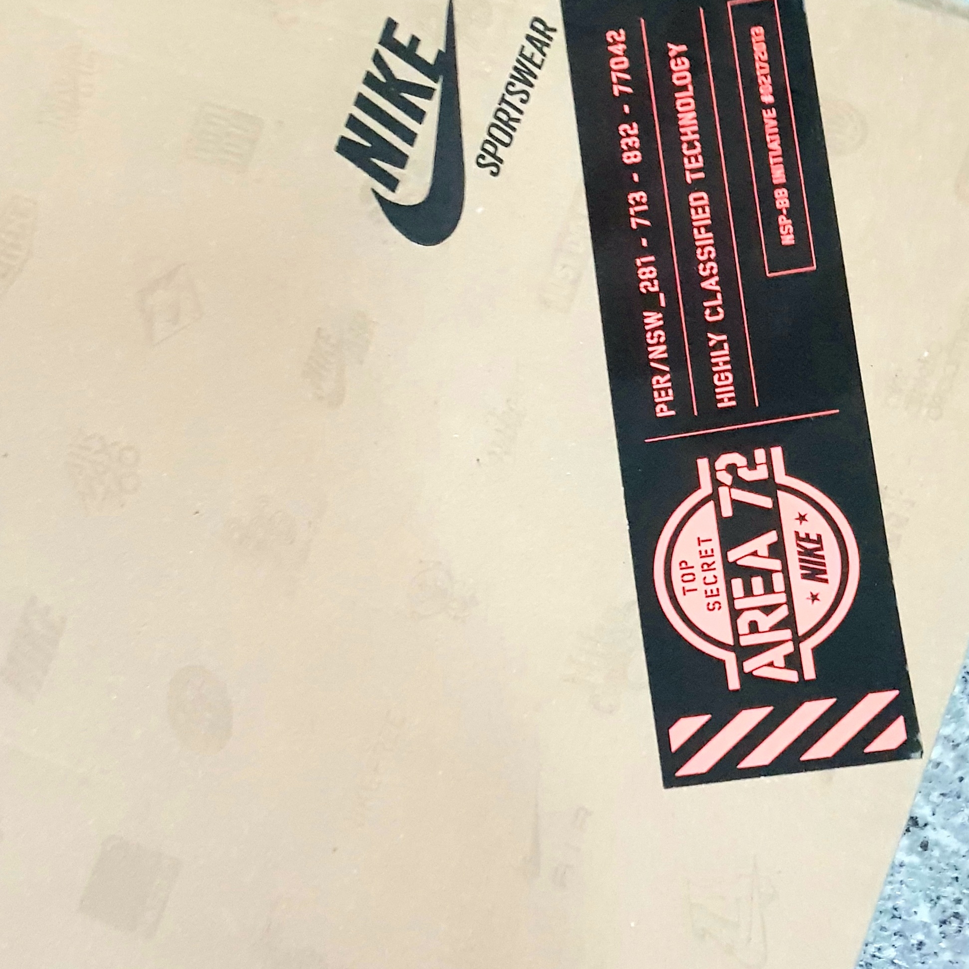 Nike Air Foamposite One NRG Galaxy 착용 스타일 - 2