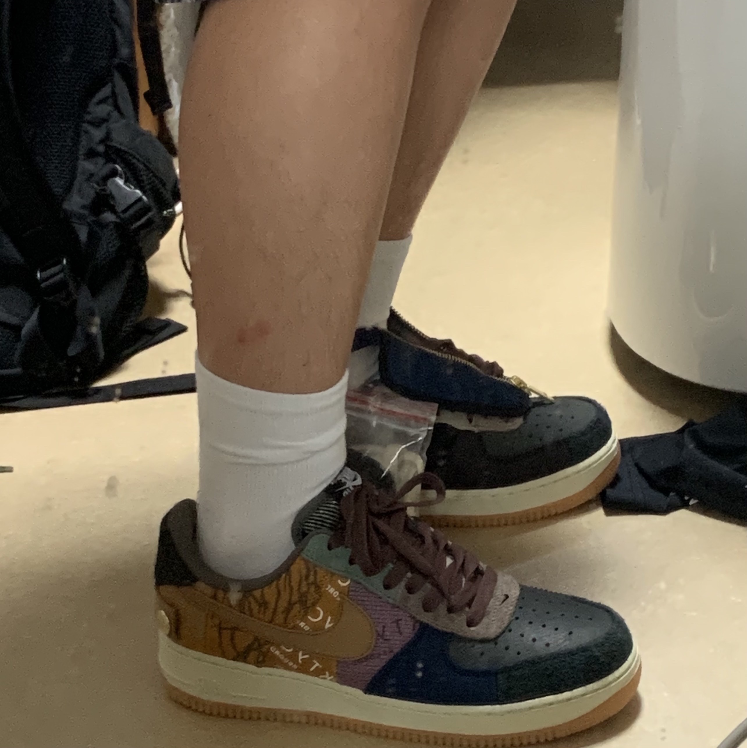 Nike x Travis Scott Air Force 1 Low Cactus Jack 착용 스타일