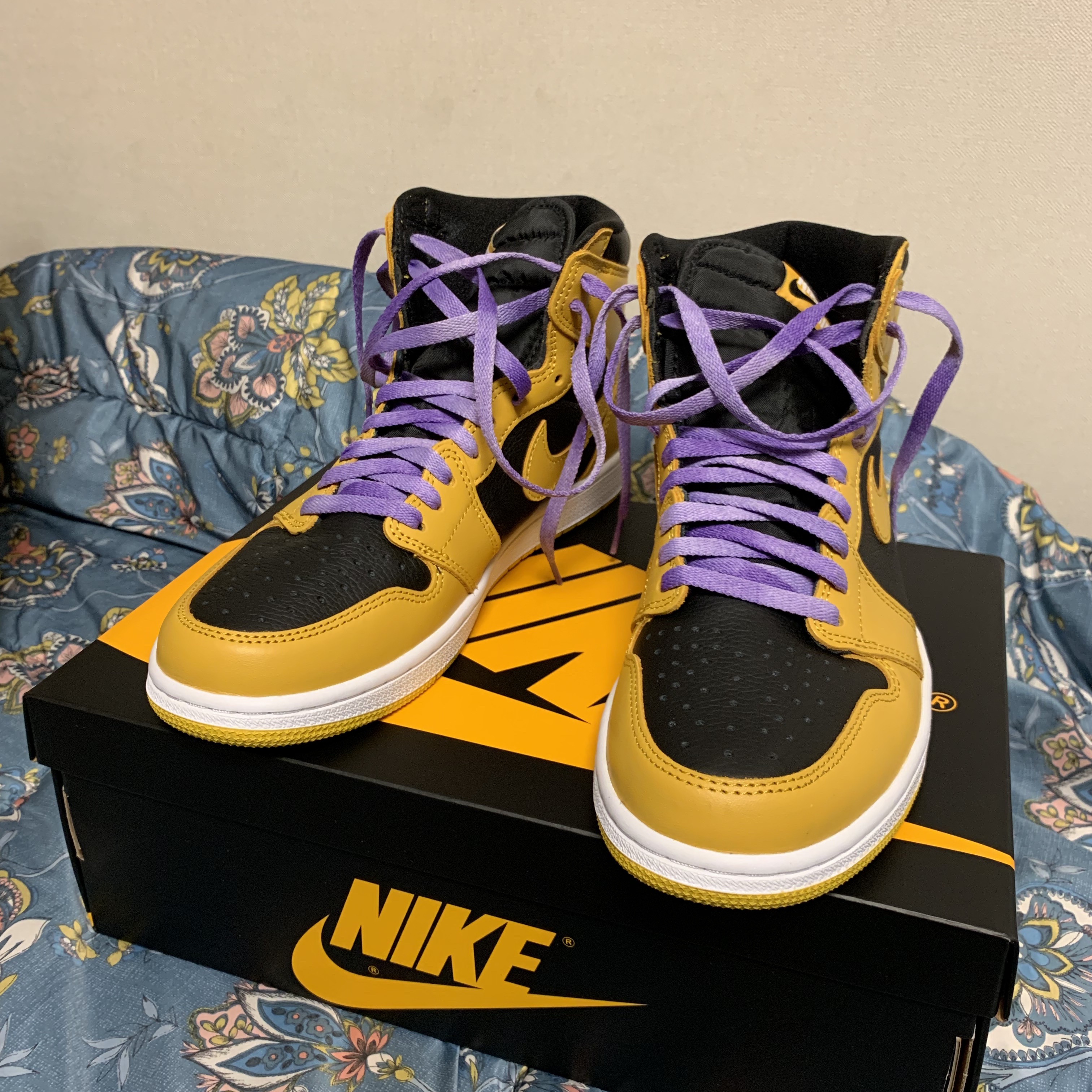 Jordan 1 Retro High OG Pollen 착용 스타일 - 1