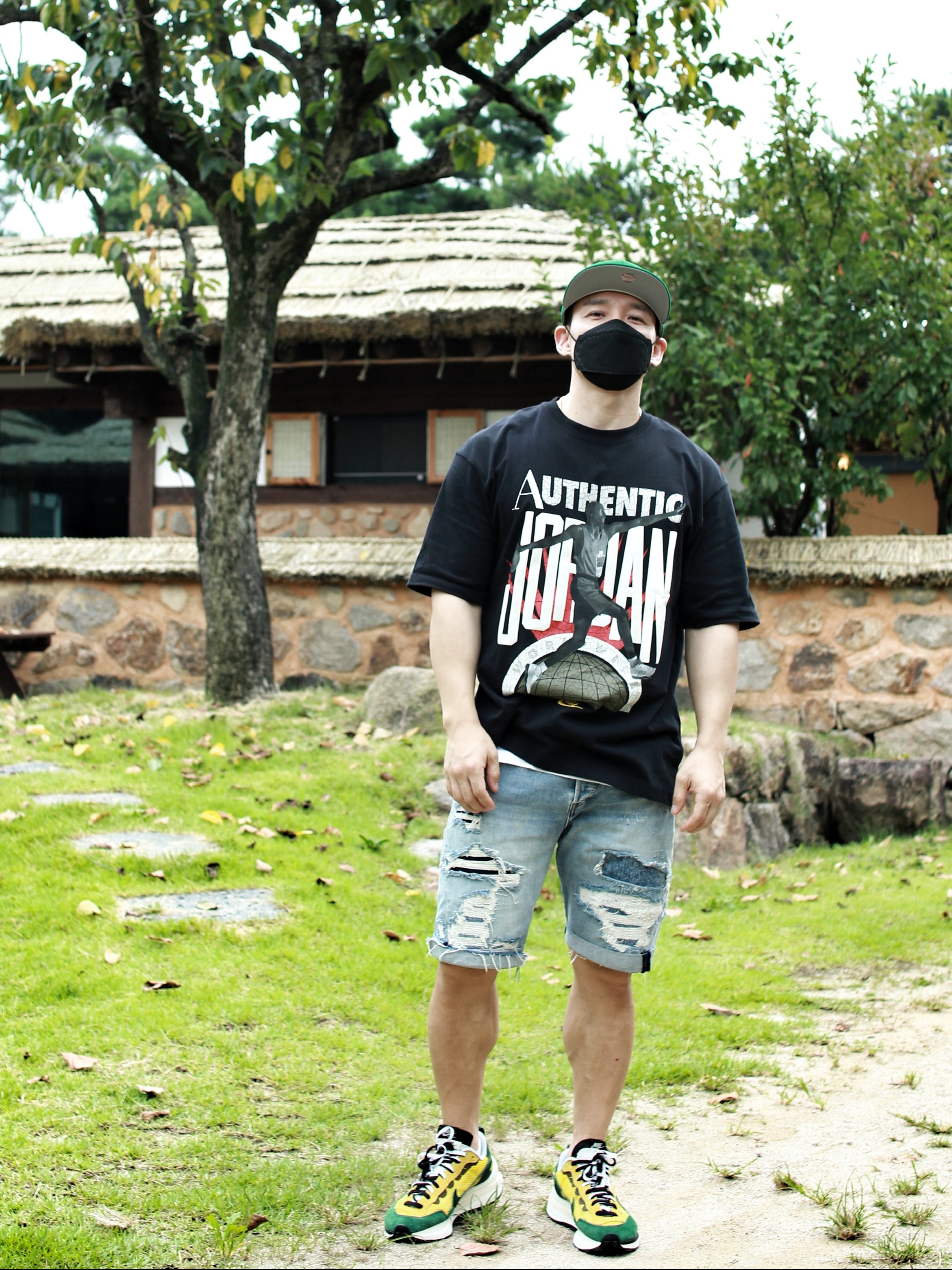 (W) Jordan x Aleali May Short Sleeve T-Shirt Black - Asia, Nike x Sacai VaporWaffle Tour Yellow & Gorge Green Sail 착용 스타일 - 2