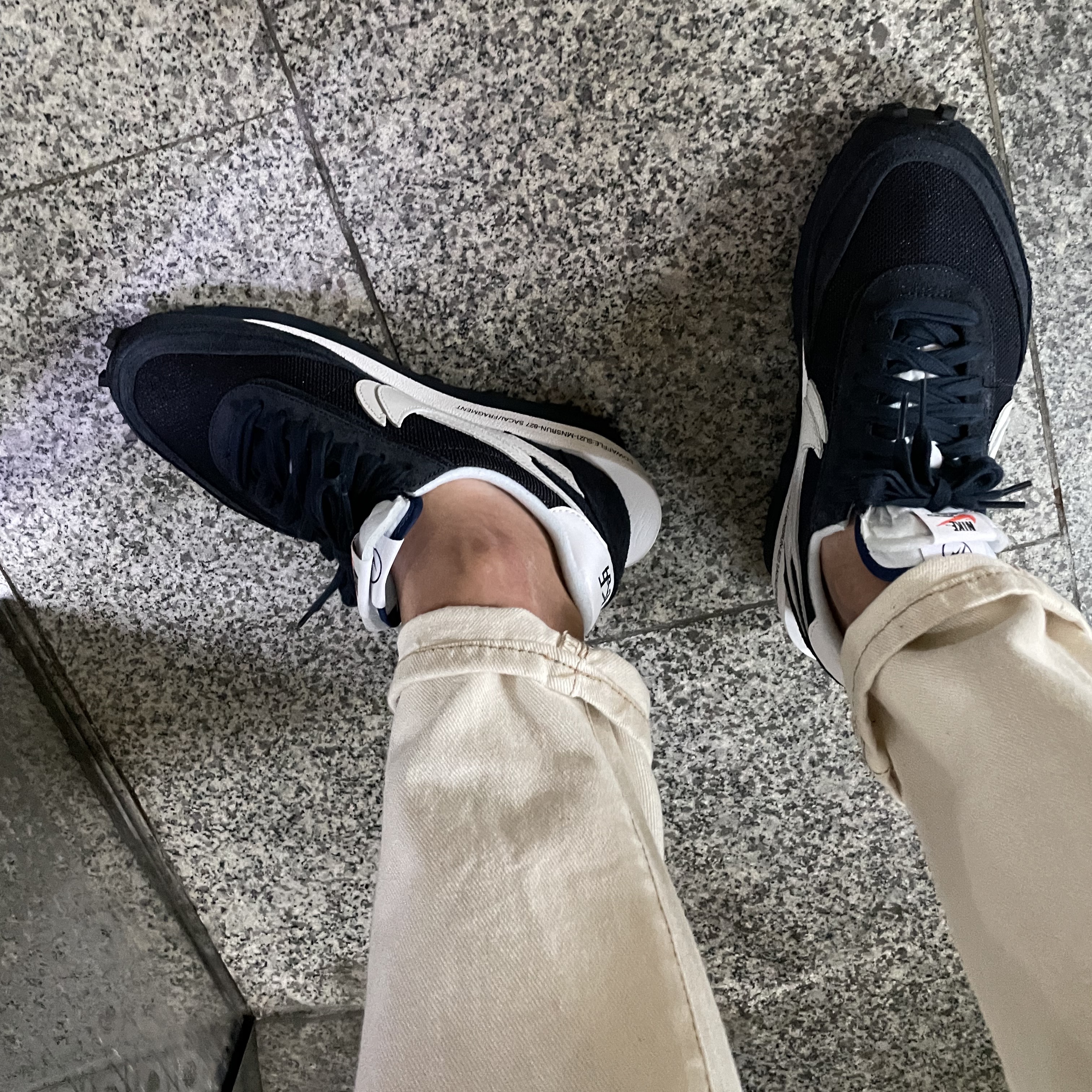 Nike Dunk Low SE Seoul, Nike x Sacai x Fragment LDWaffle Blackened Blue 착용 스타일 - 4