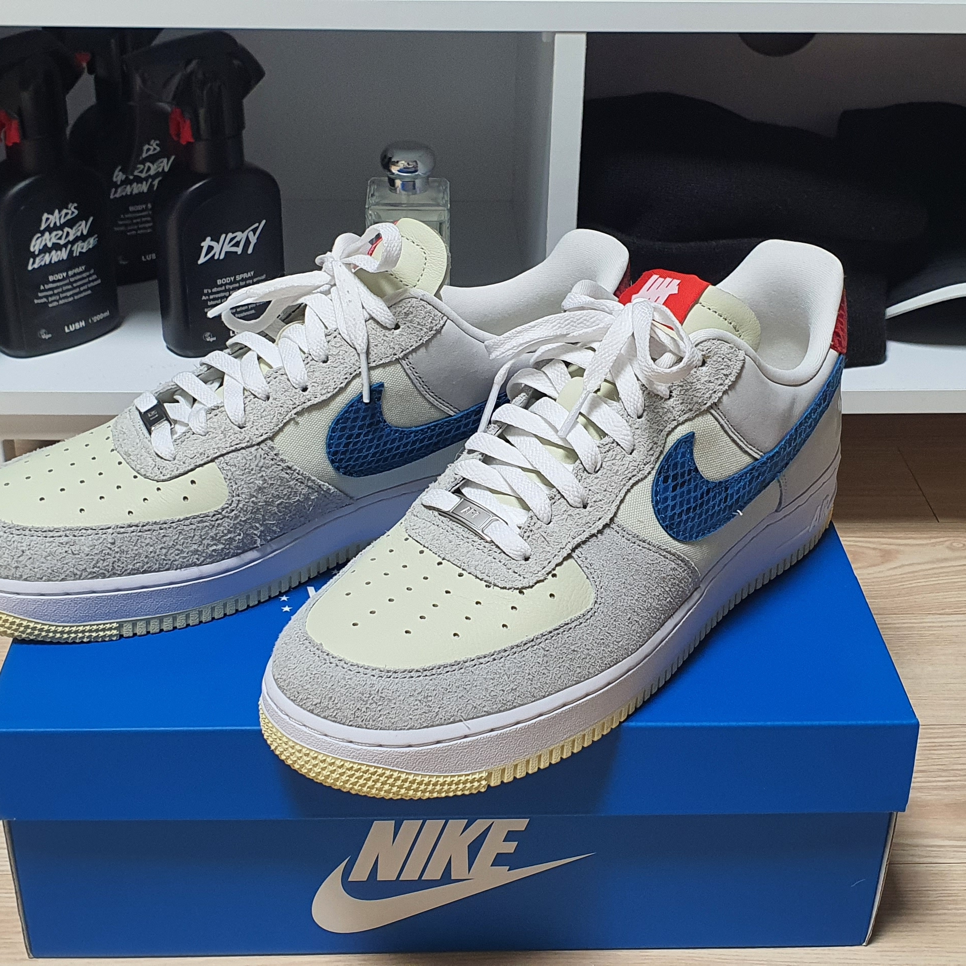 Nike x Undefeated Air Force 1 Low SP 5 On It 착용 스타일