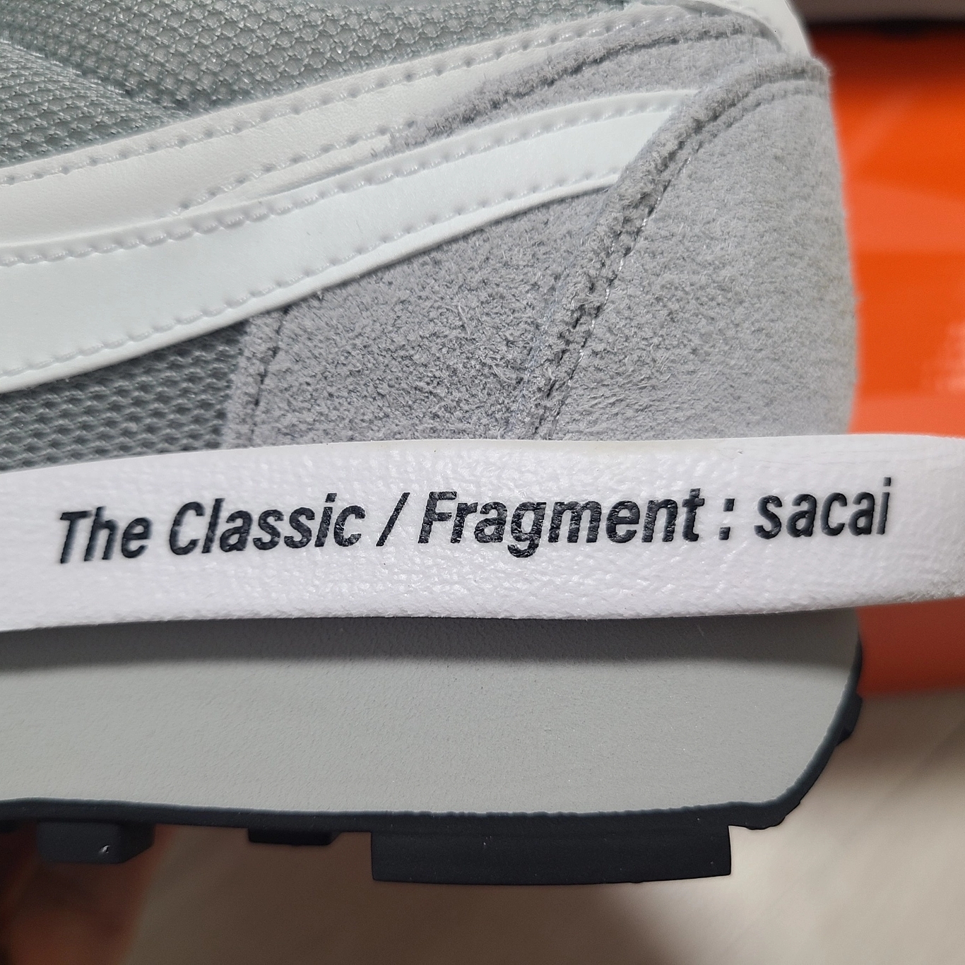 Nike x Sacai x Fragment LDWaffle Light Smoke Grey 착용 스타일 - 4
