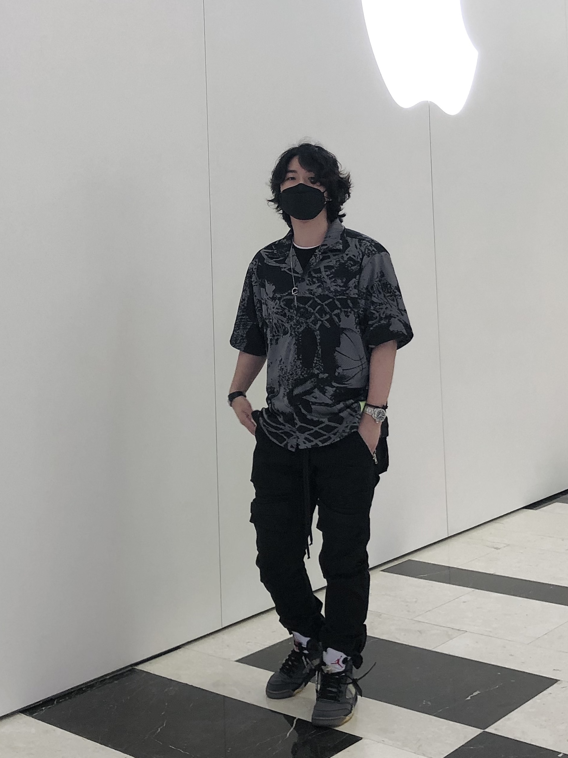 Jordan 5 x Off-White Retro SP Black Muslin 착용 스타일