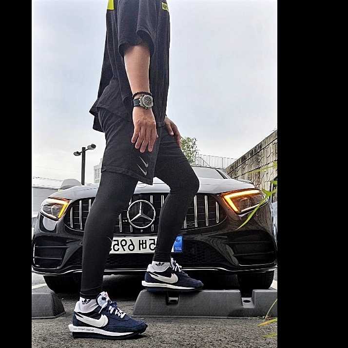 Nike x Sacai x Fragment LDWaffle Blackened Blue 착용 스타일