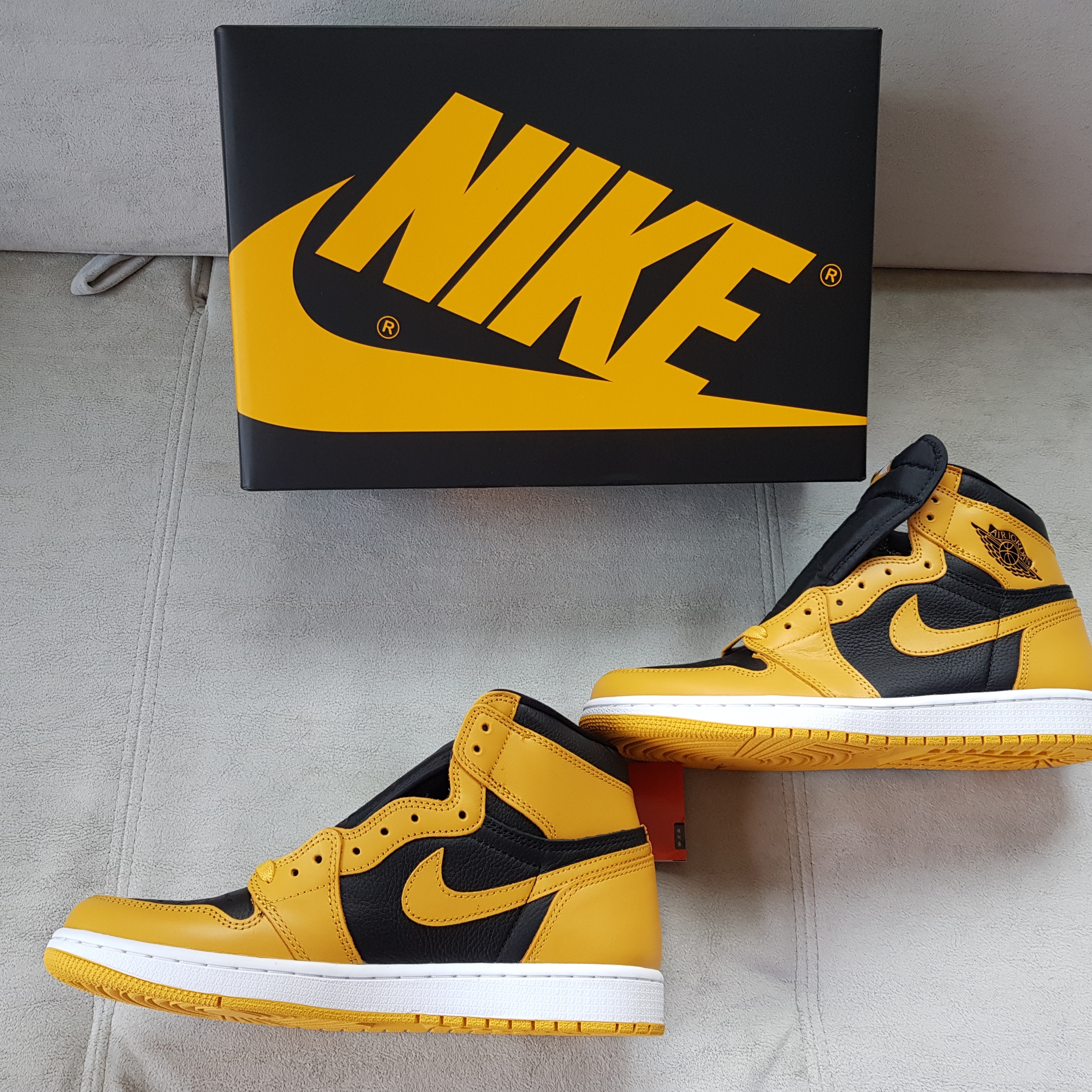 Jordan 1 Retro High OG Pollen 착용 스타일