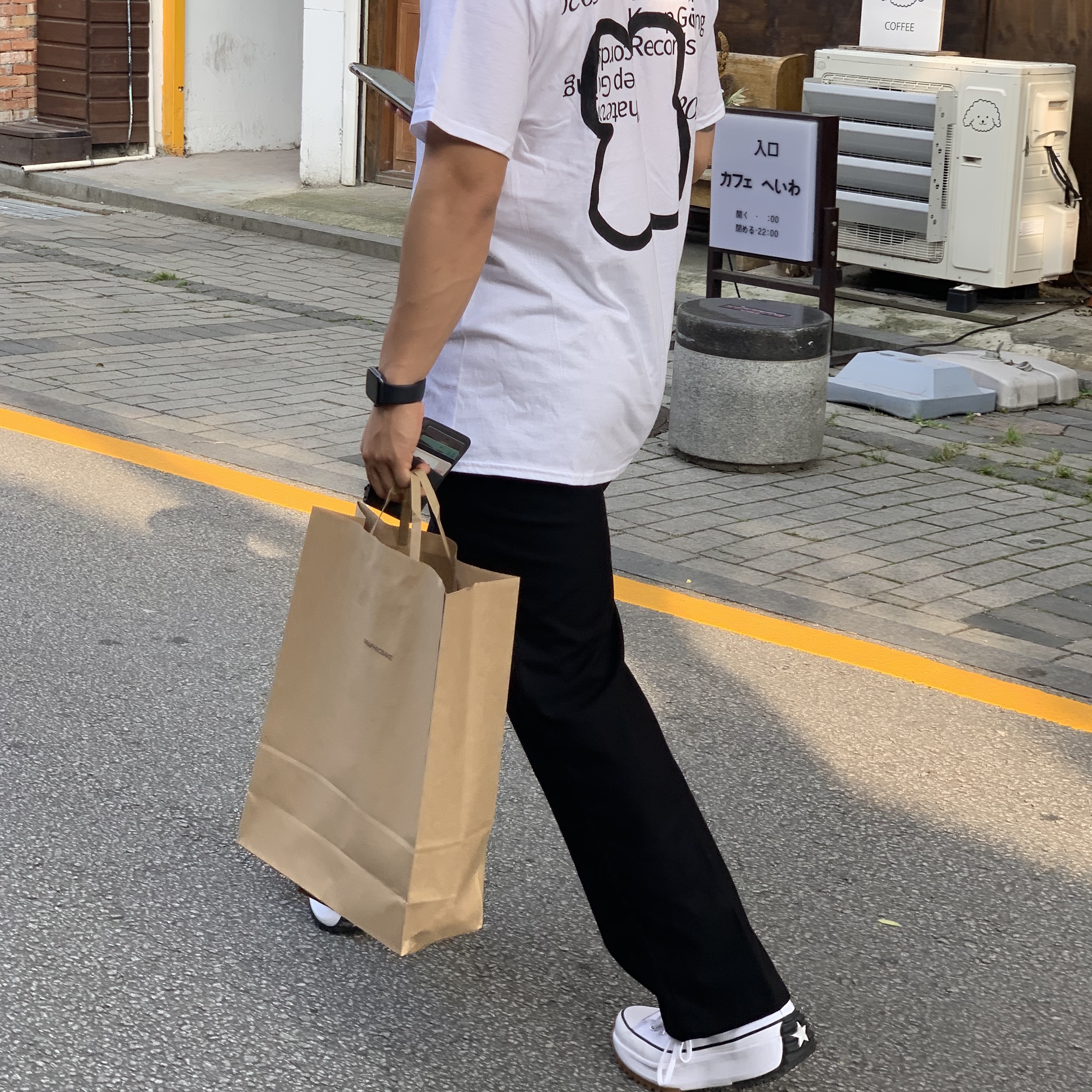 Converse Run Star Hike Hi White Black Gum 착용 스타일