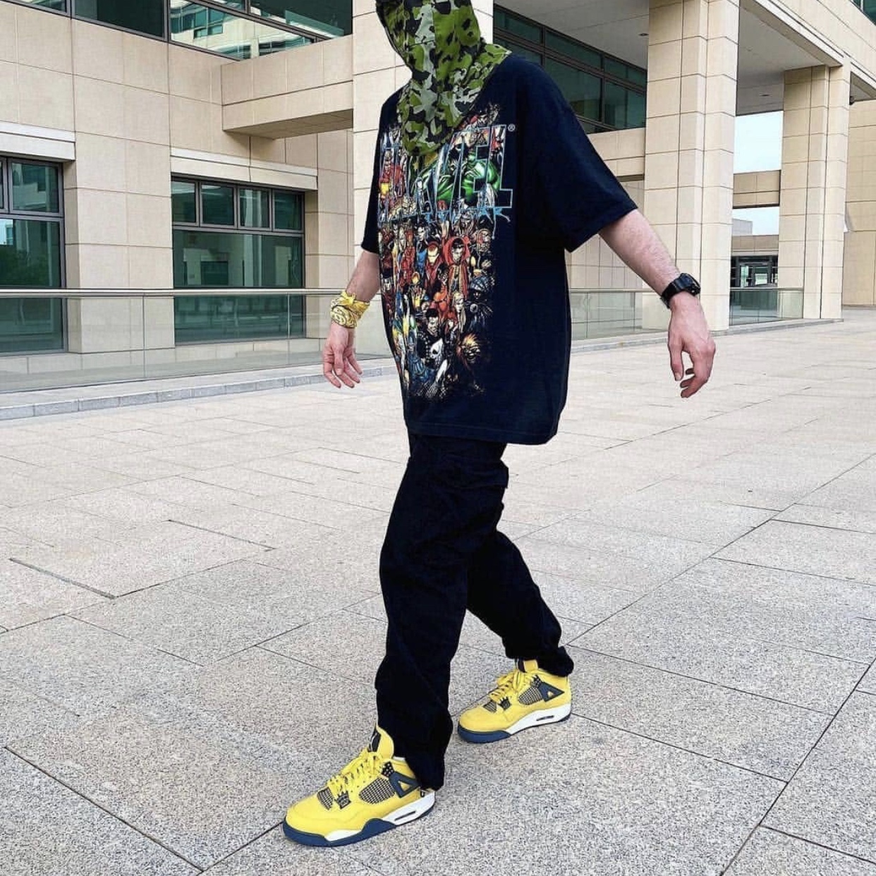 Jordan 4 Retro Tour Yellow 착용 스타일 - 2