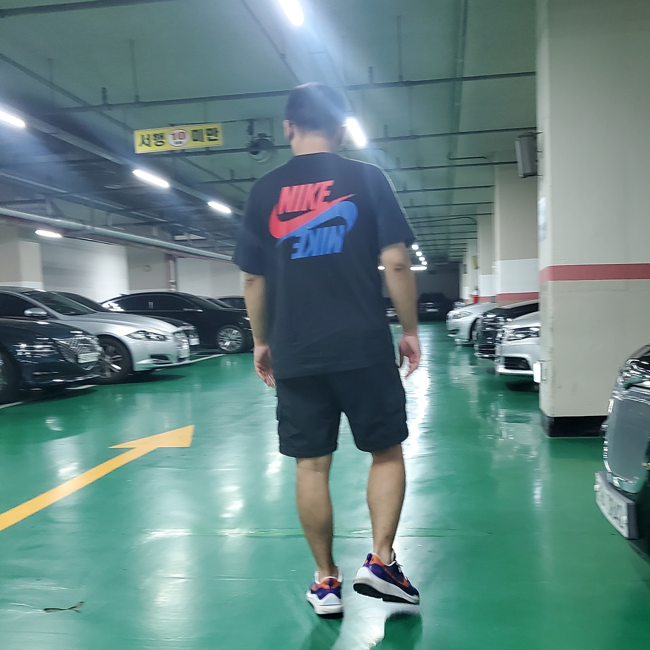 Nike x Sacai VaporWaffle Dark Iris, Nike Hangul T-Shirt Black 착용 스타일
